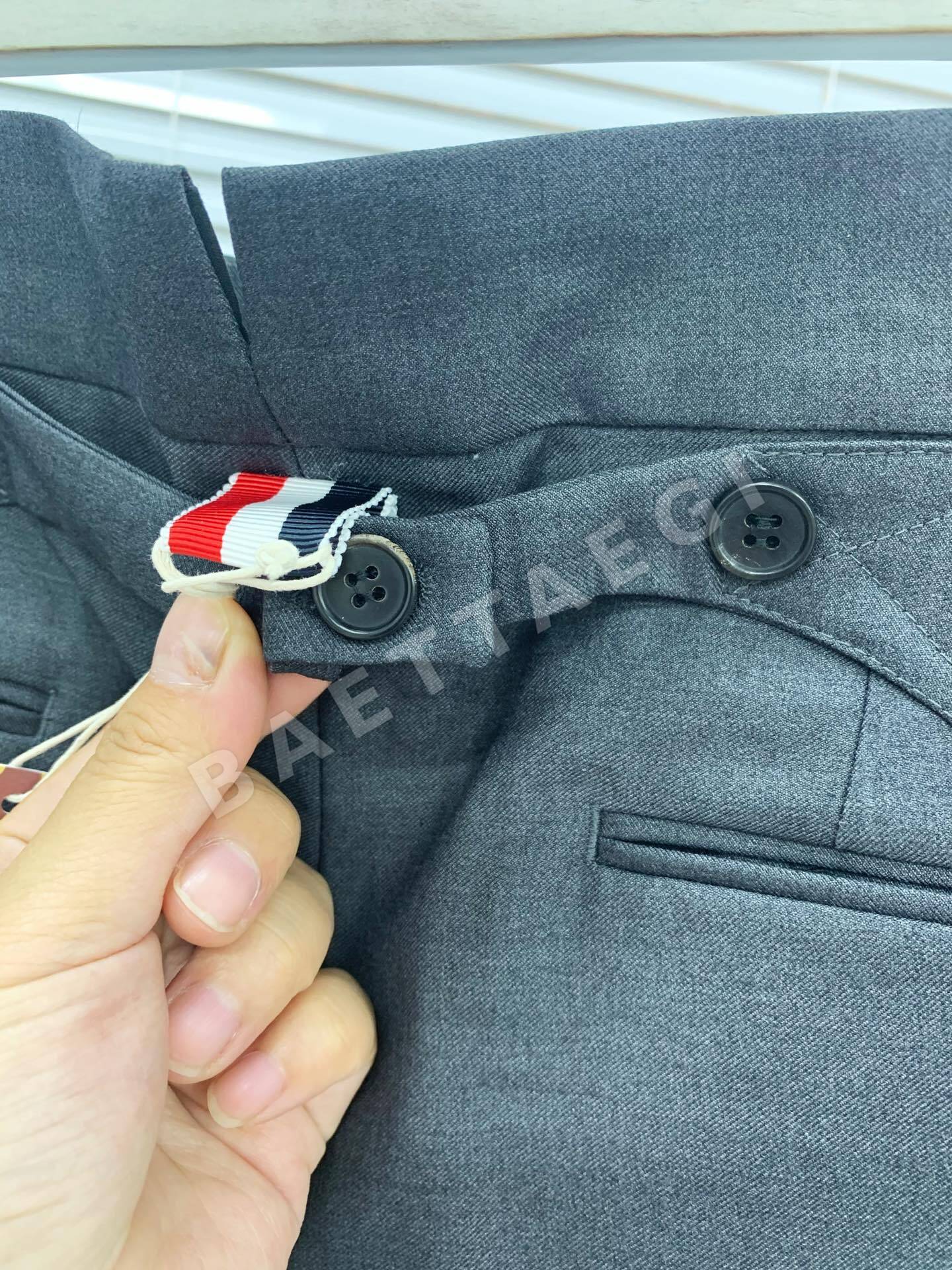 톰브라운 클래식 남성 반바지 상세 이미지 5