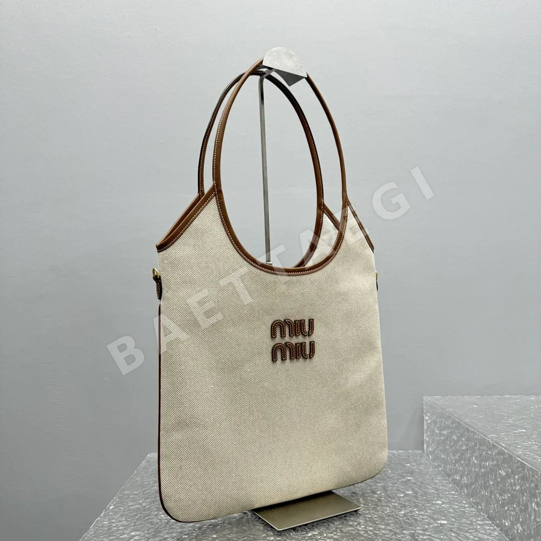 미우미우 브라운 캔버스 호보백 상세 이미지 3