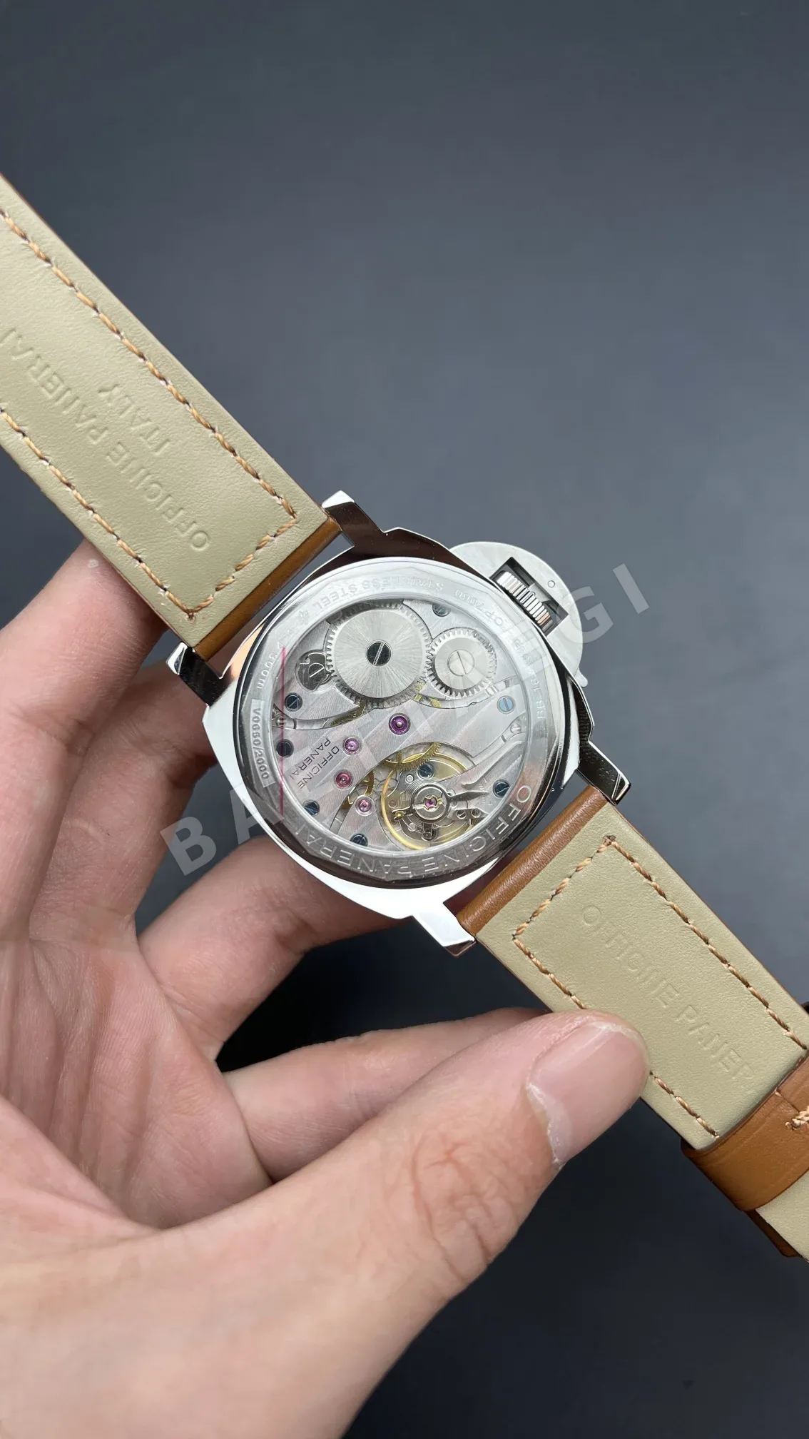 파네라이 PAM111 시계 상세 이미지 5