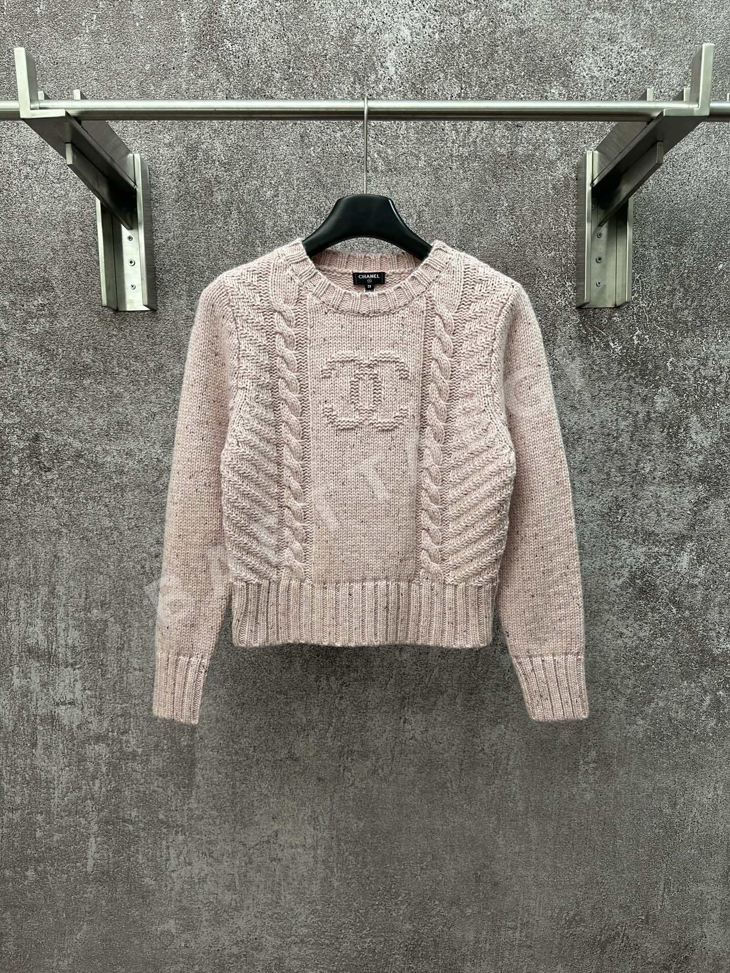 샤넬 케이블 크루넥 여성 니트 상세 이미지 1