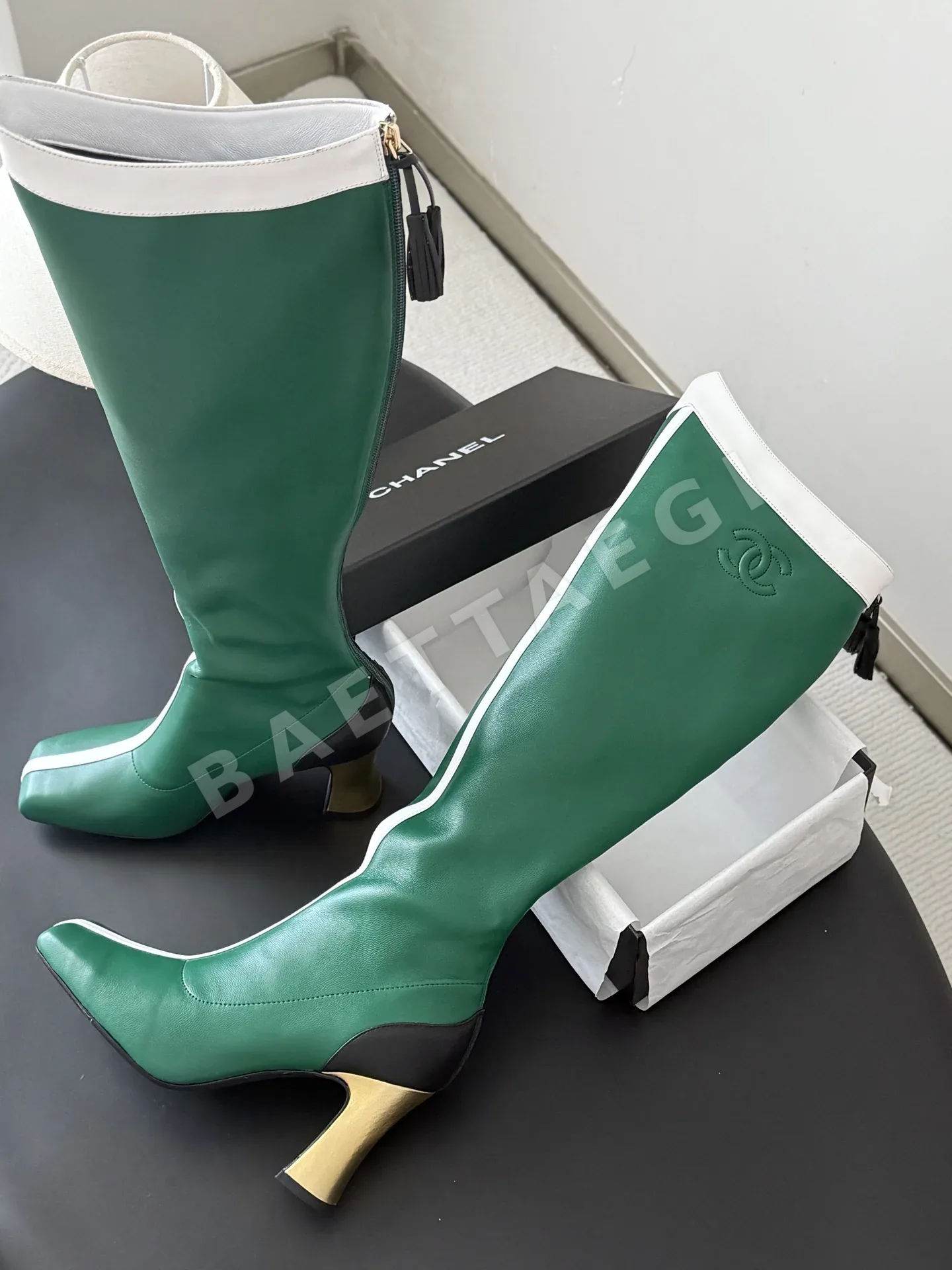 샤넬 메티에다르 더블 C 부츠 상세 이미지 4