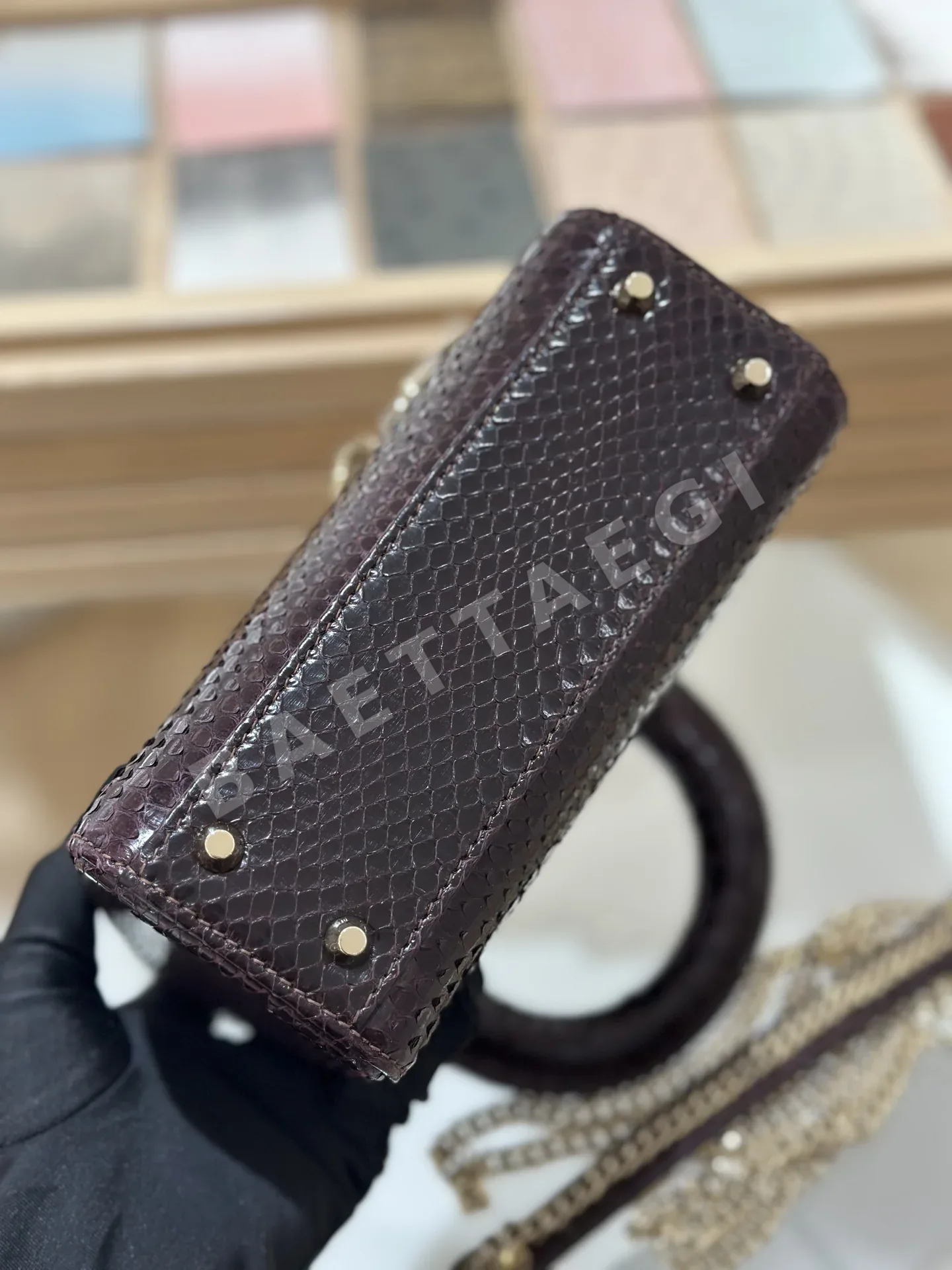 디올 라이코 스네이크스킨 마룬 가방 상세 이미지 10