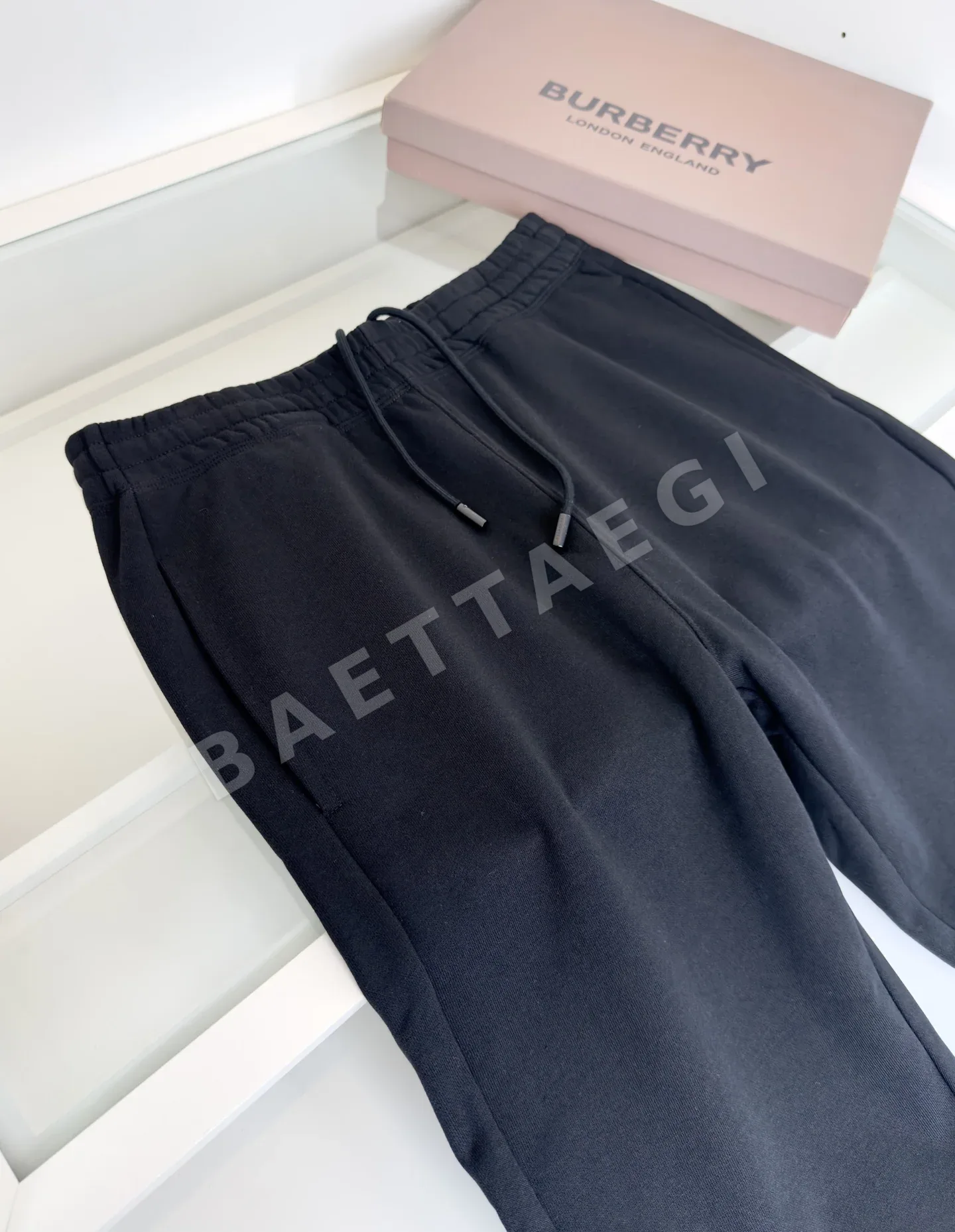 버버리 코튼 체크 라벨 남성 바지 상세 이미지 2