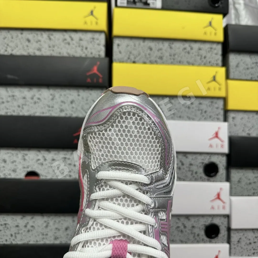 아식스 [LZ] 젤 카야노 14 1023A667-100 200604 Asics Gel-Kayano 14 Unlimited Pack White 상세 이미지 2