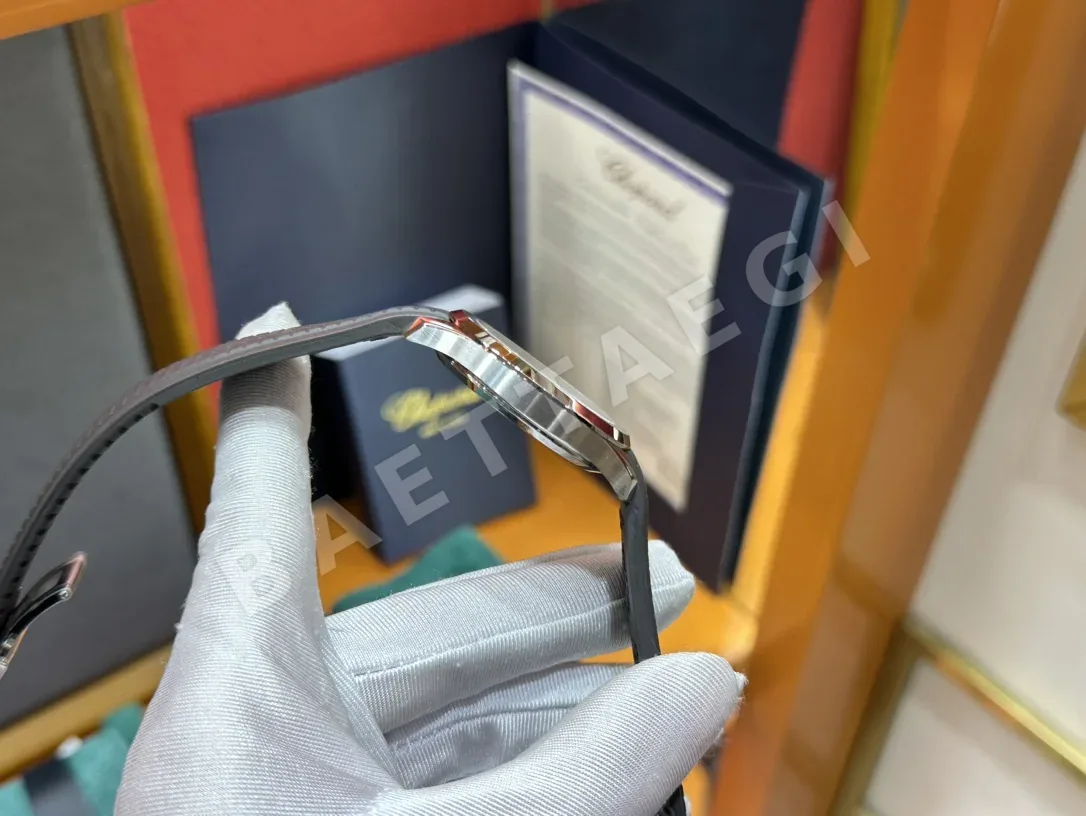 파텍필립 아쿠아넛 5168 G 자동 시계 그레이 다이얼 5168 G 상세 이미지 4