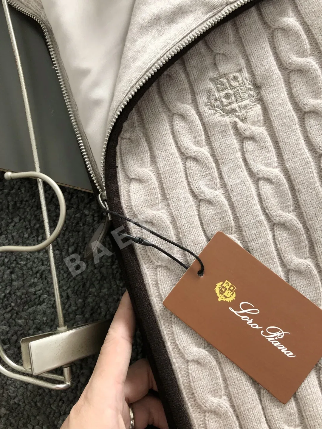 버버리 울 혼방 케이블 니트 남성 자켓 상세 이미지 3