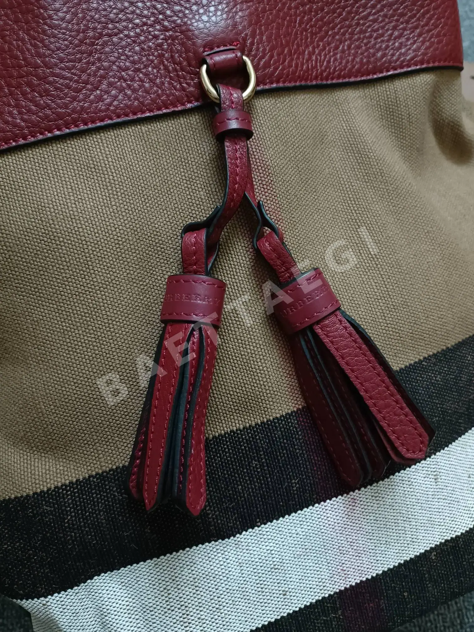 버버리 가방 상세 이미지 2
