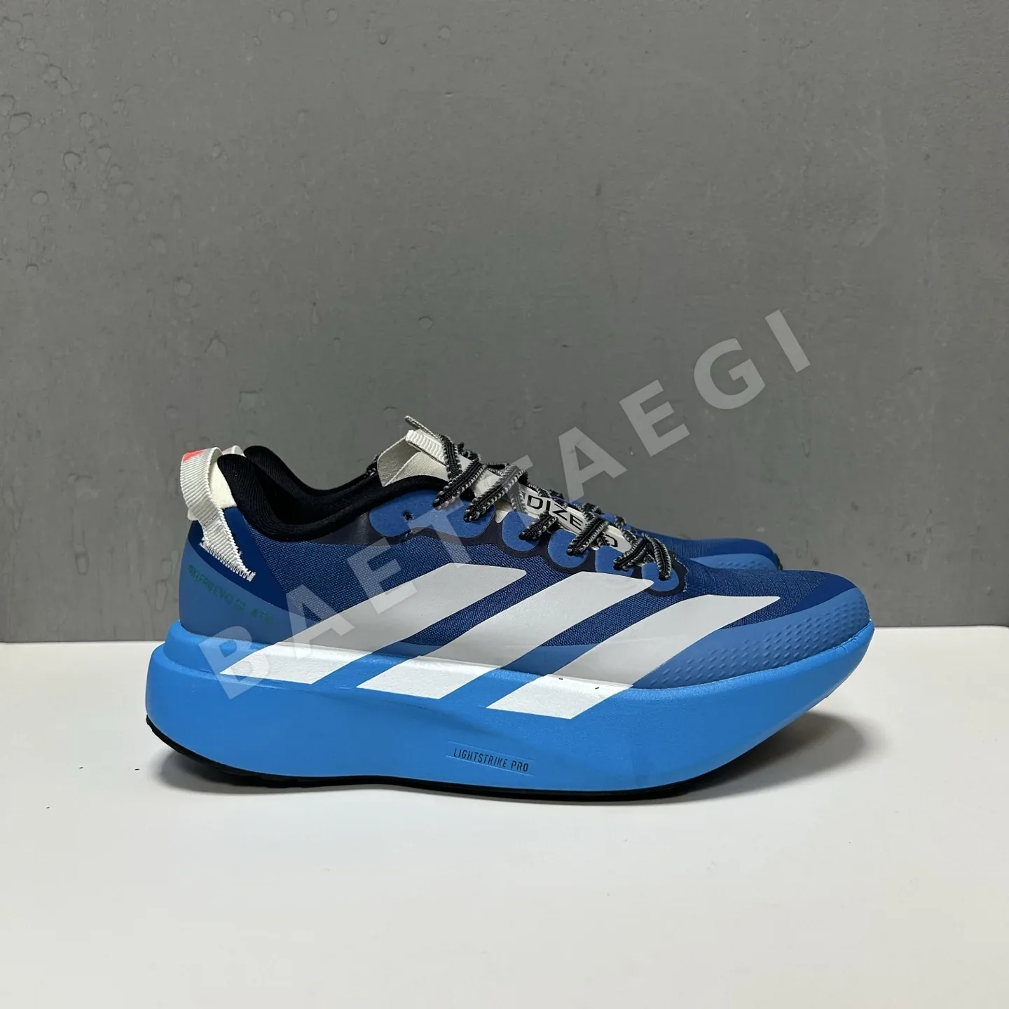 아디다스 신발 157706 Adidas Sneakers