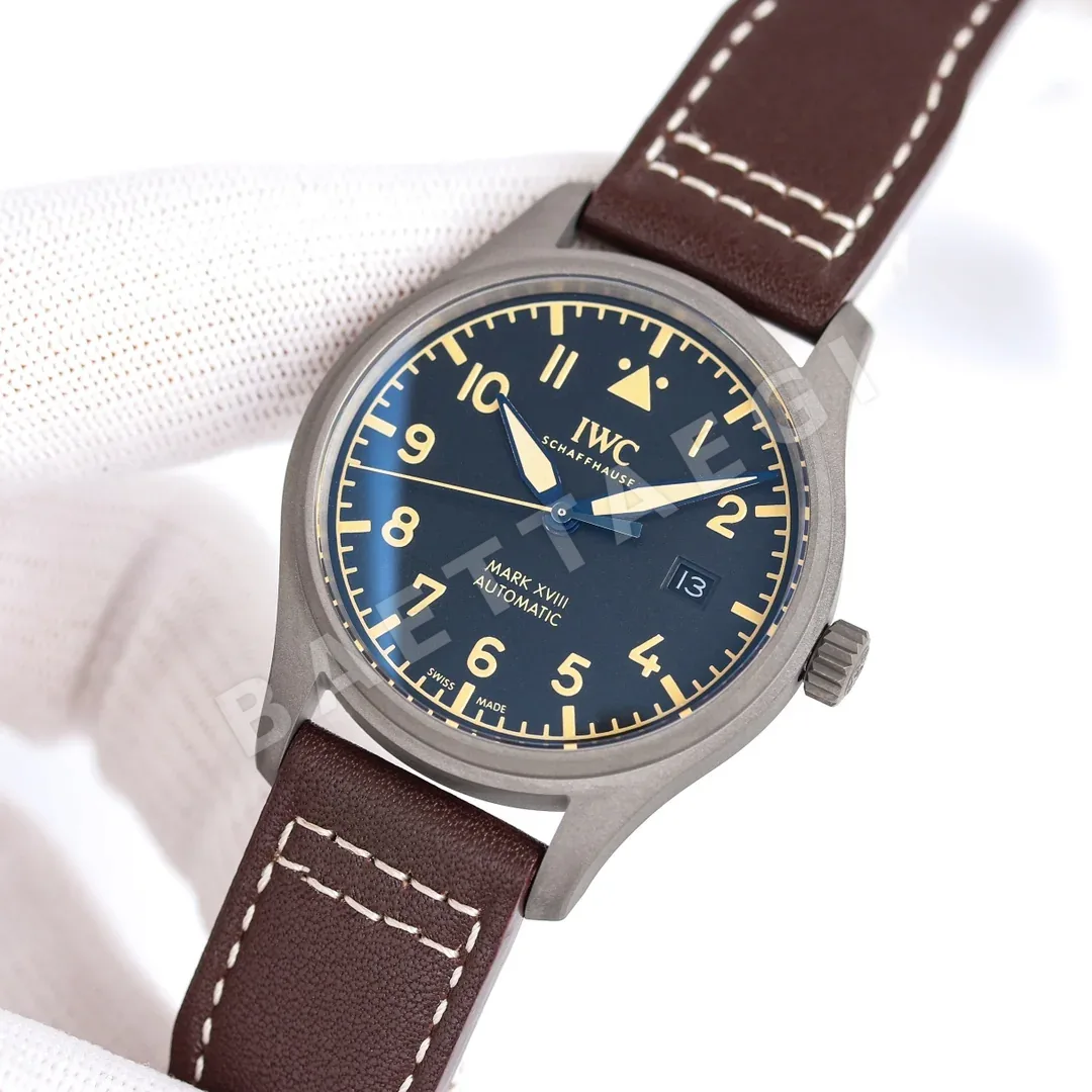 IWC 파일럿 마크 XVIII 티타늄 시계 IW327006 상세 이미지 3