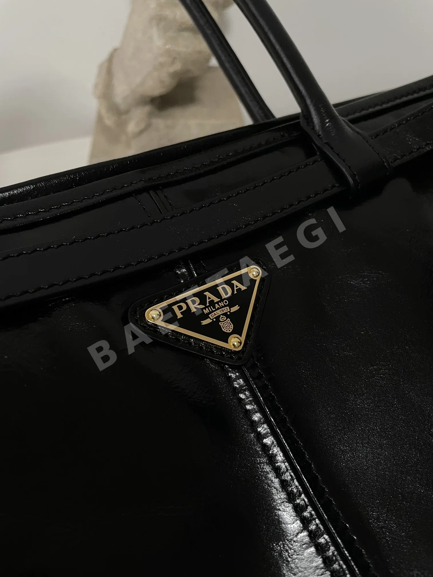 프라다 소프트 럭스 대형 가방 1BA433 상세 이미지 8