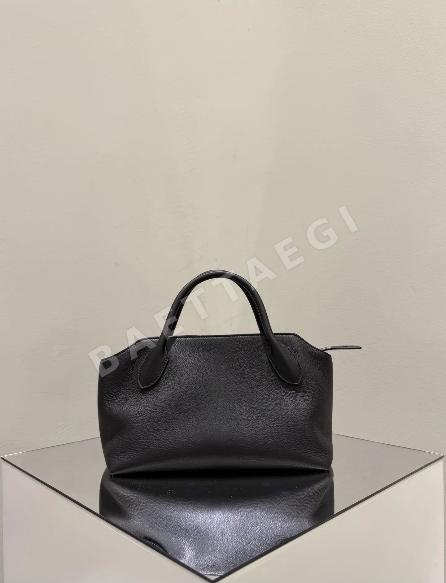 더로우 바우레토 미니 볼링백 75472