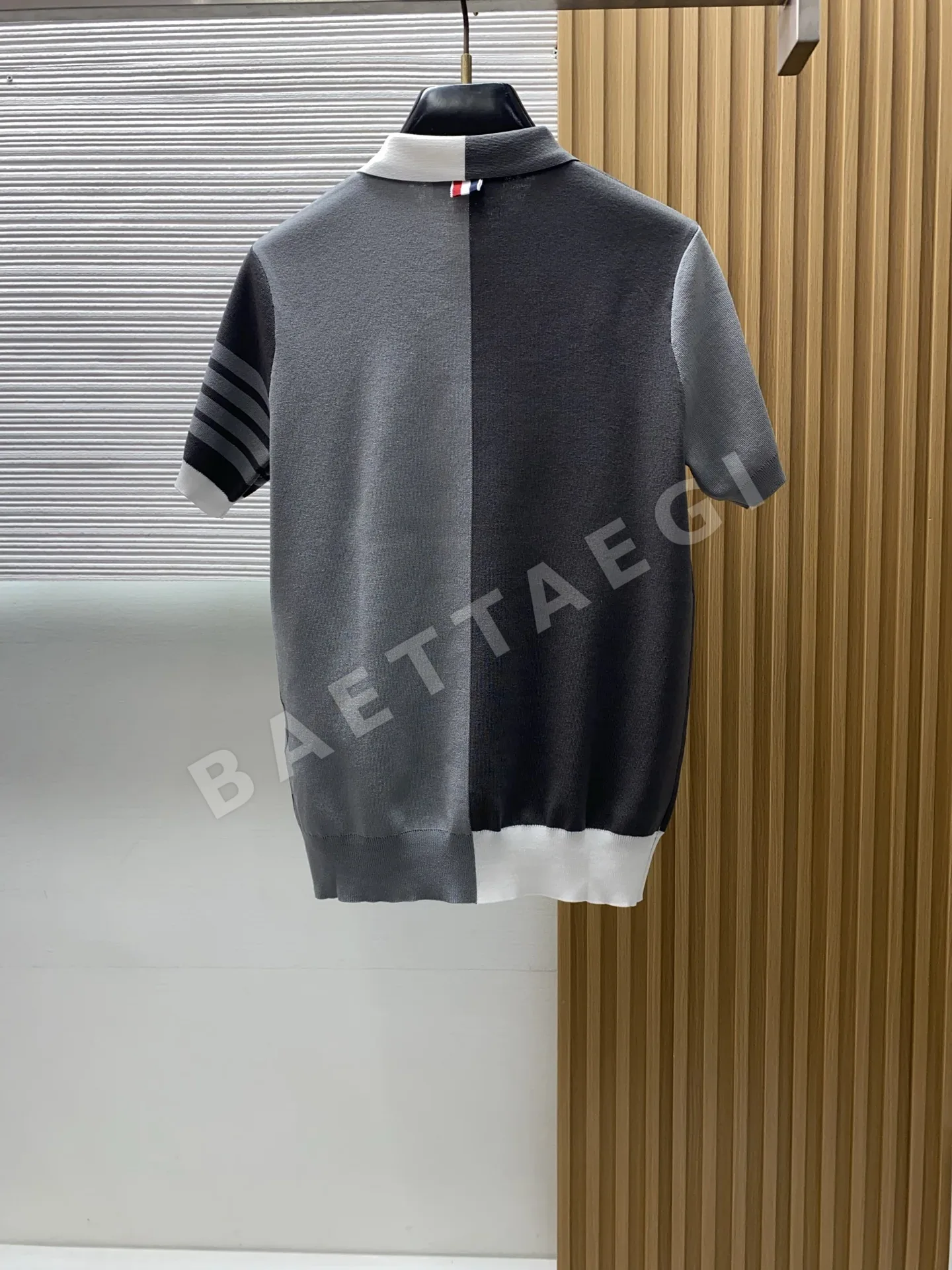 톰브라운 남성 반팔 SS 상세 이미지 8