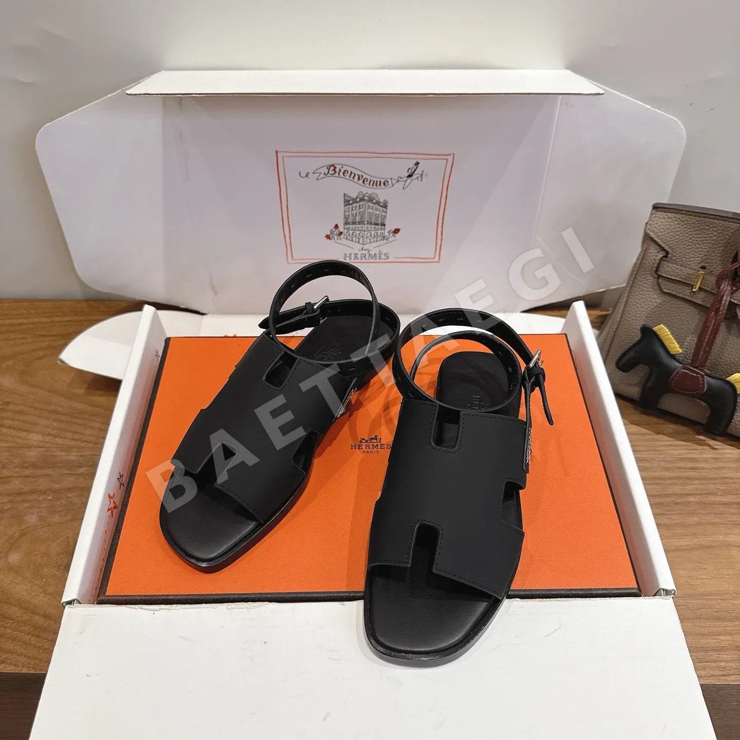 에르메스 마야 샌들 105318