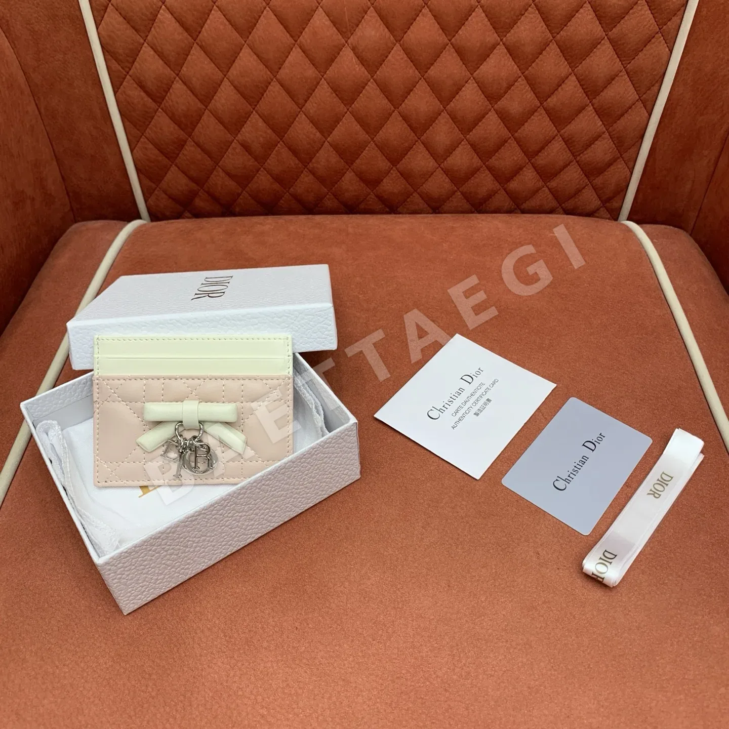 디올 리본 메탈 잠금 카드 홀더 지갑 188475