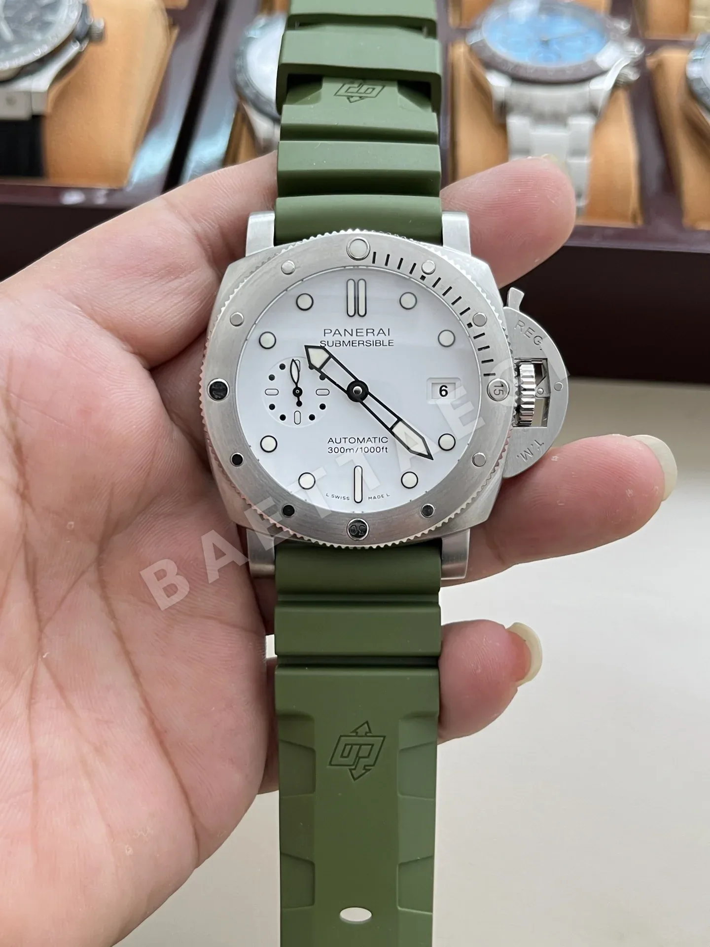 파네라이 PAM1226 자동 시계