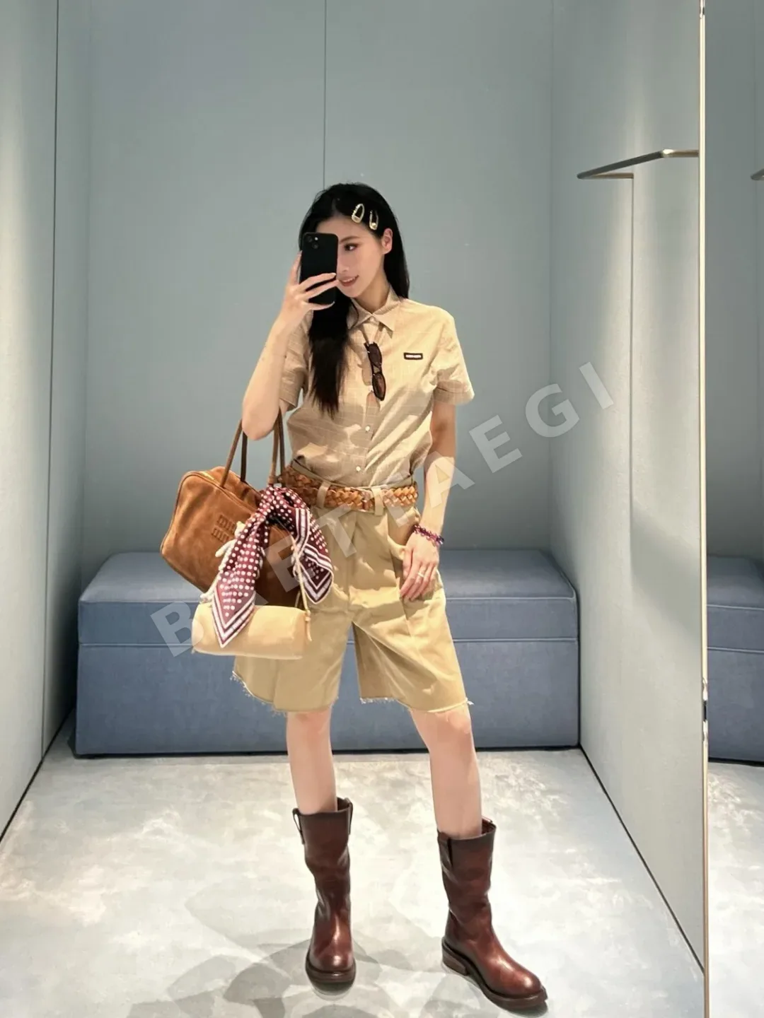 미우미우 카키 체크 코튼 반팔 셔츠 상세 이미지 9