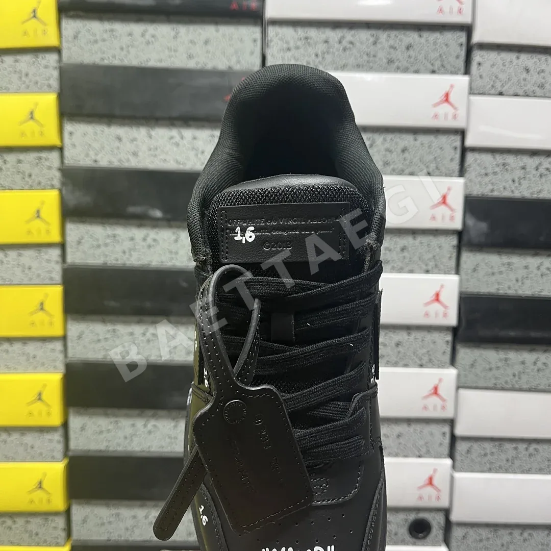 오프화이트 아웃 오브 오피스 OOO 로우 탑스 블랙 202440 Off White Out Of Office OOO Low Tops 상세 이미지 5