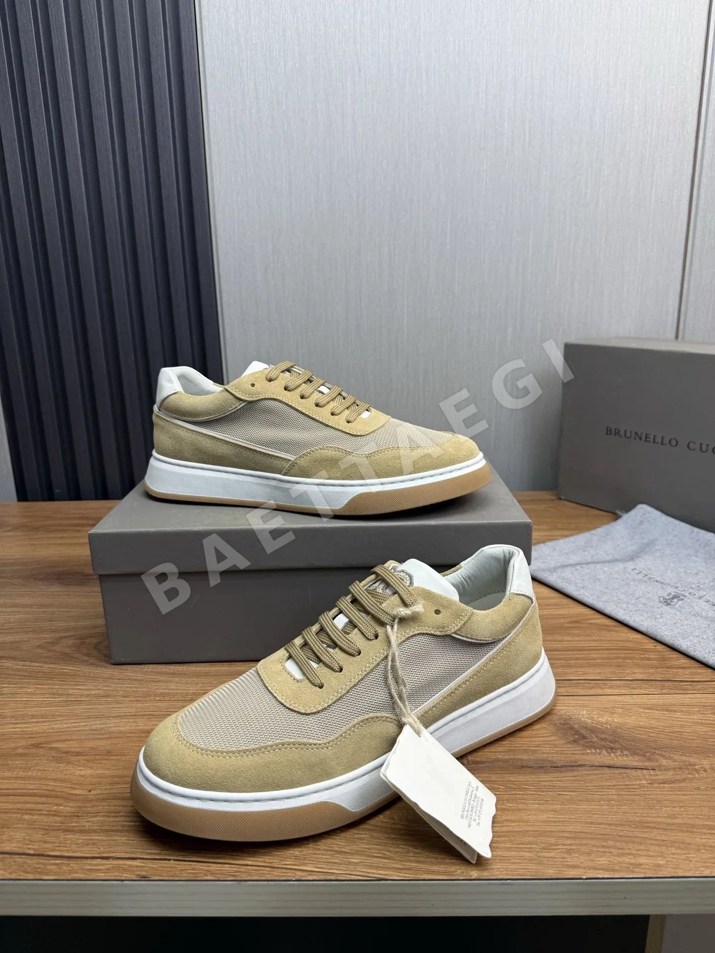 브루넬로쿠치넬리 소가죽 남성 신발 9708 상세 이미지 4