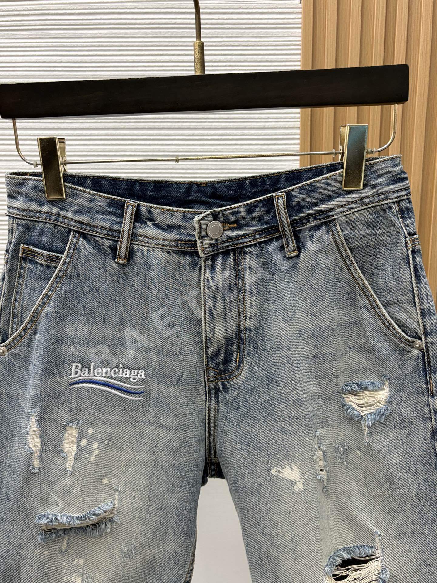 발렌시아가 남성 데님 반바지 상세 이미지 2