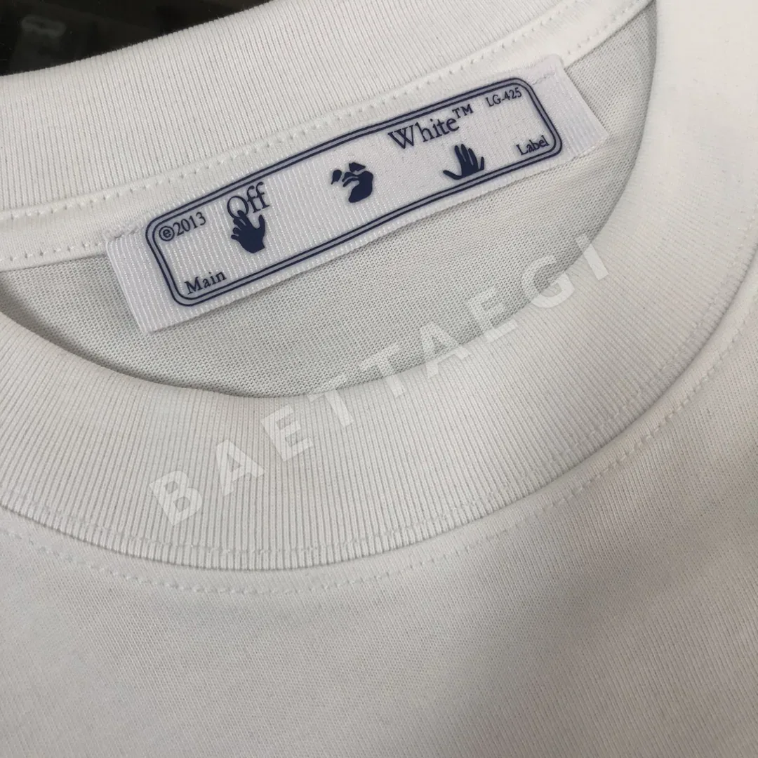 오프화이트 남성 반팔 티셔츠 상세 이미지 5