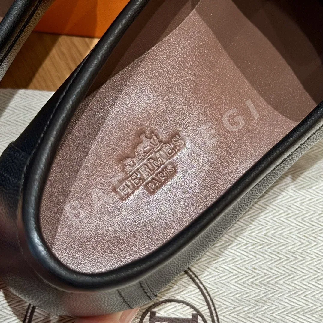 에르메스 로얄 로퍼 블랙 가죽 드립 구루 버클 상세 이미지 6