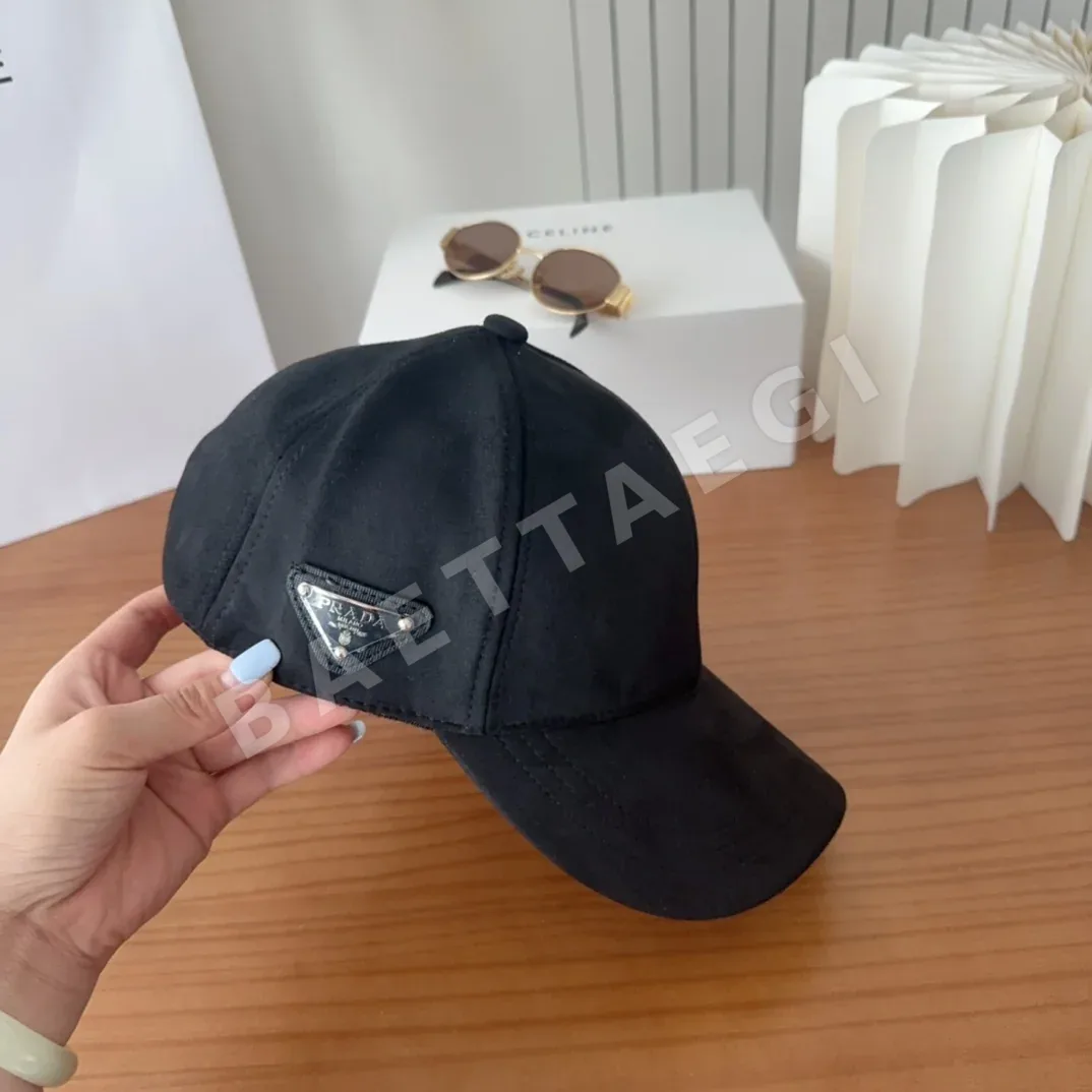 프라다 클래식 베이스볼 모자 상세 이미지 3