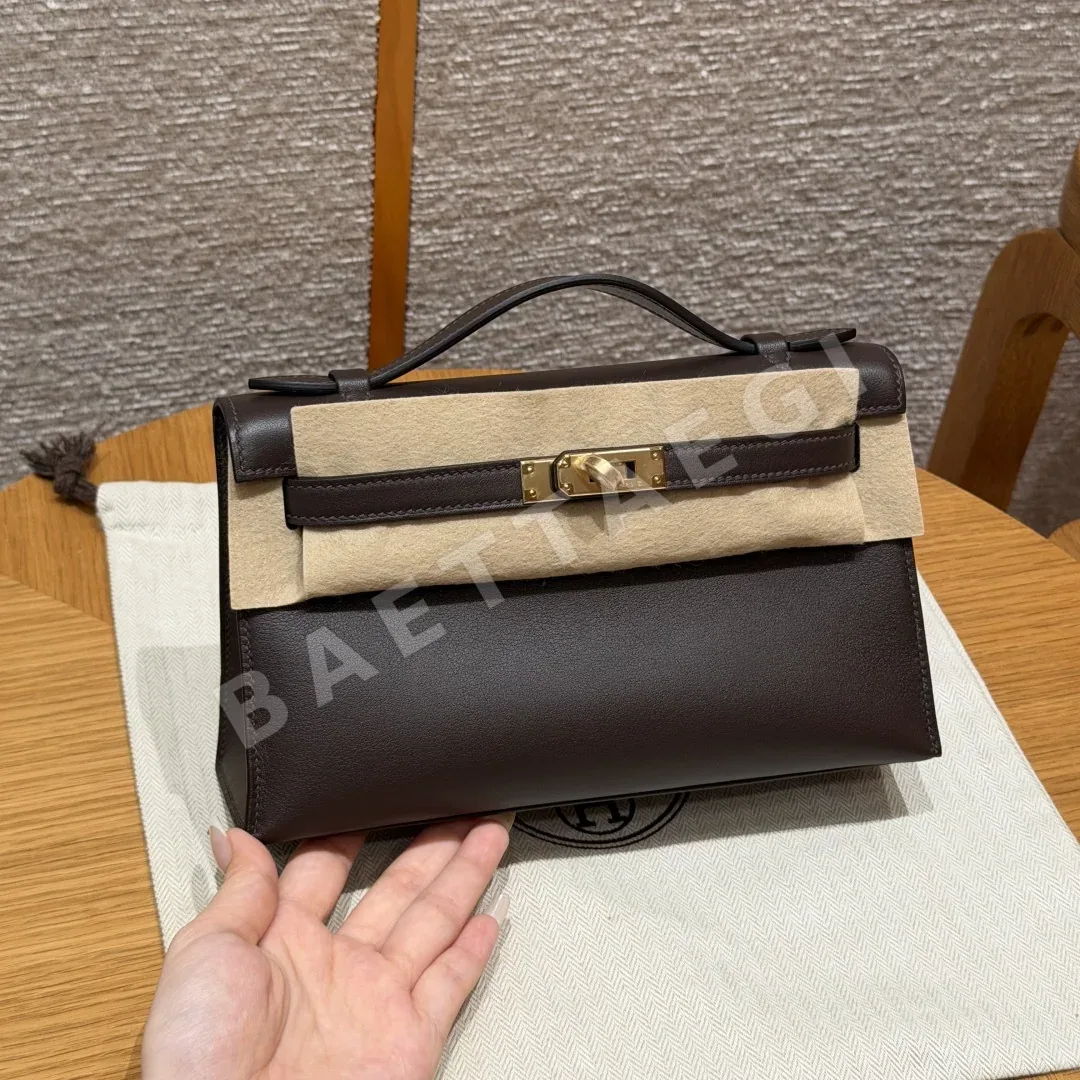 에르메스 켈리 클러치 가방 144329