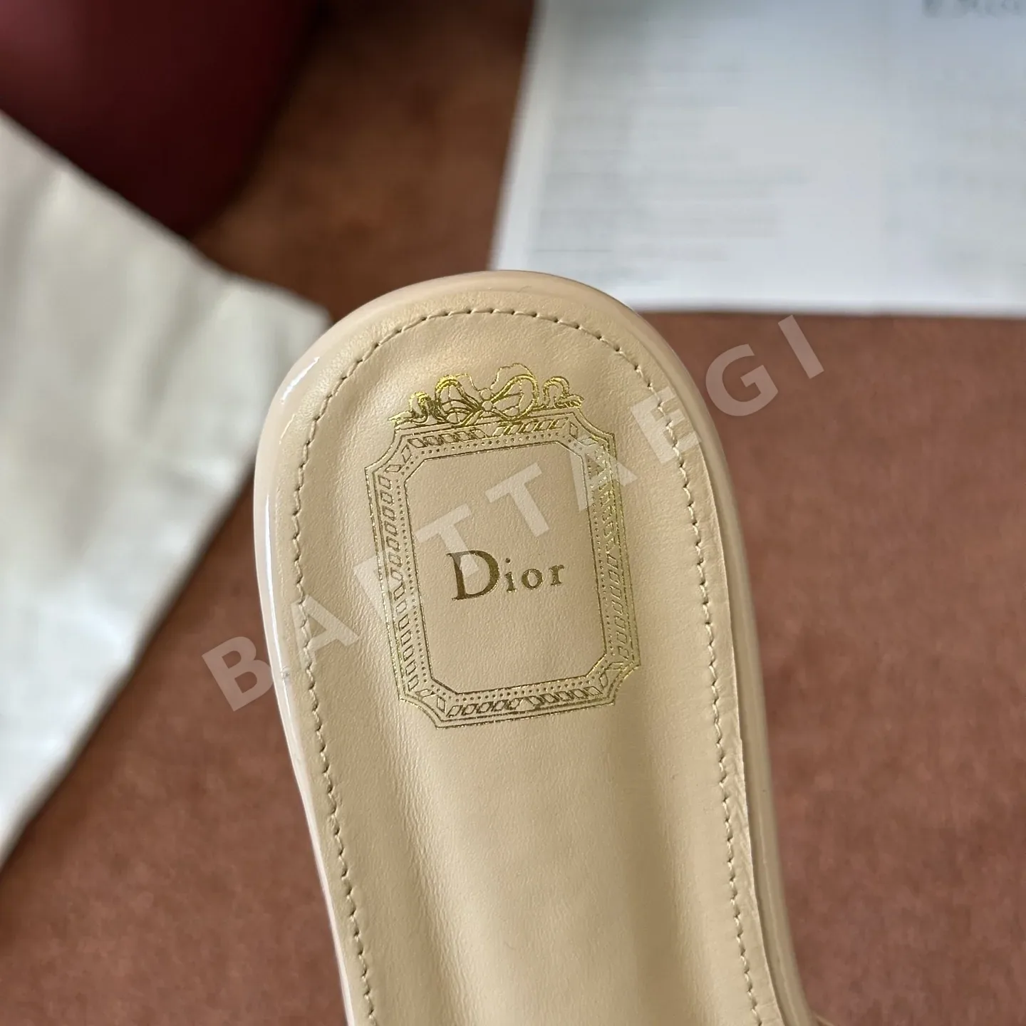 디올 샌들 캔버스 컴퓨터 자수 로고 상세 이미지 4
