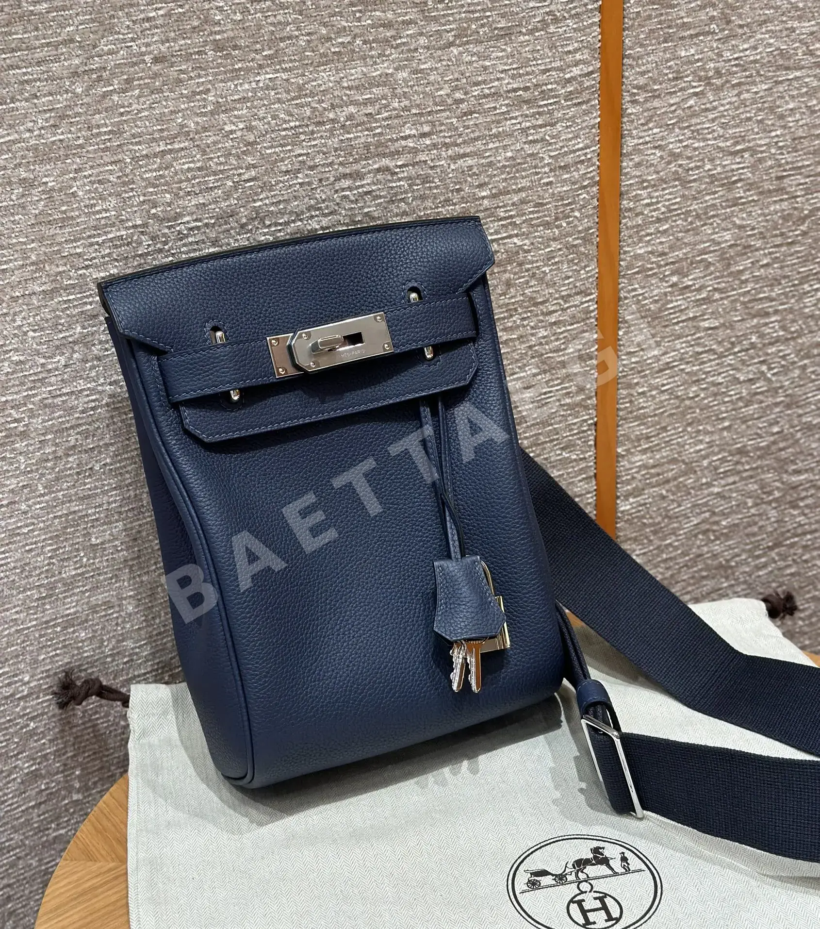 에르메스 핵 아 도 토고 가죽 사파이어 블루 백팩 166702