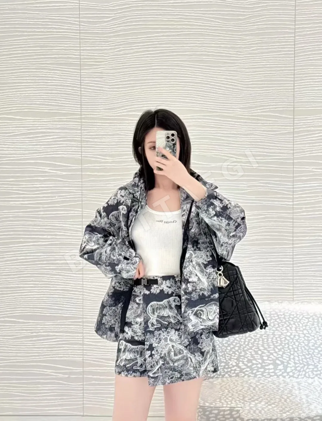 디올 후드 루즈핏 윈드브레이커 자켓 상세 이미지 6