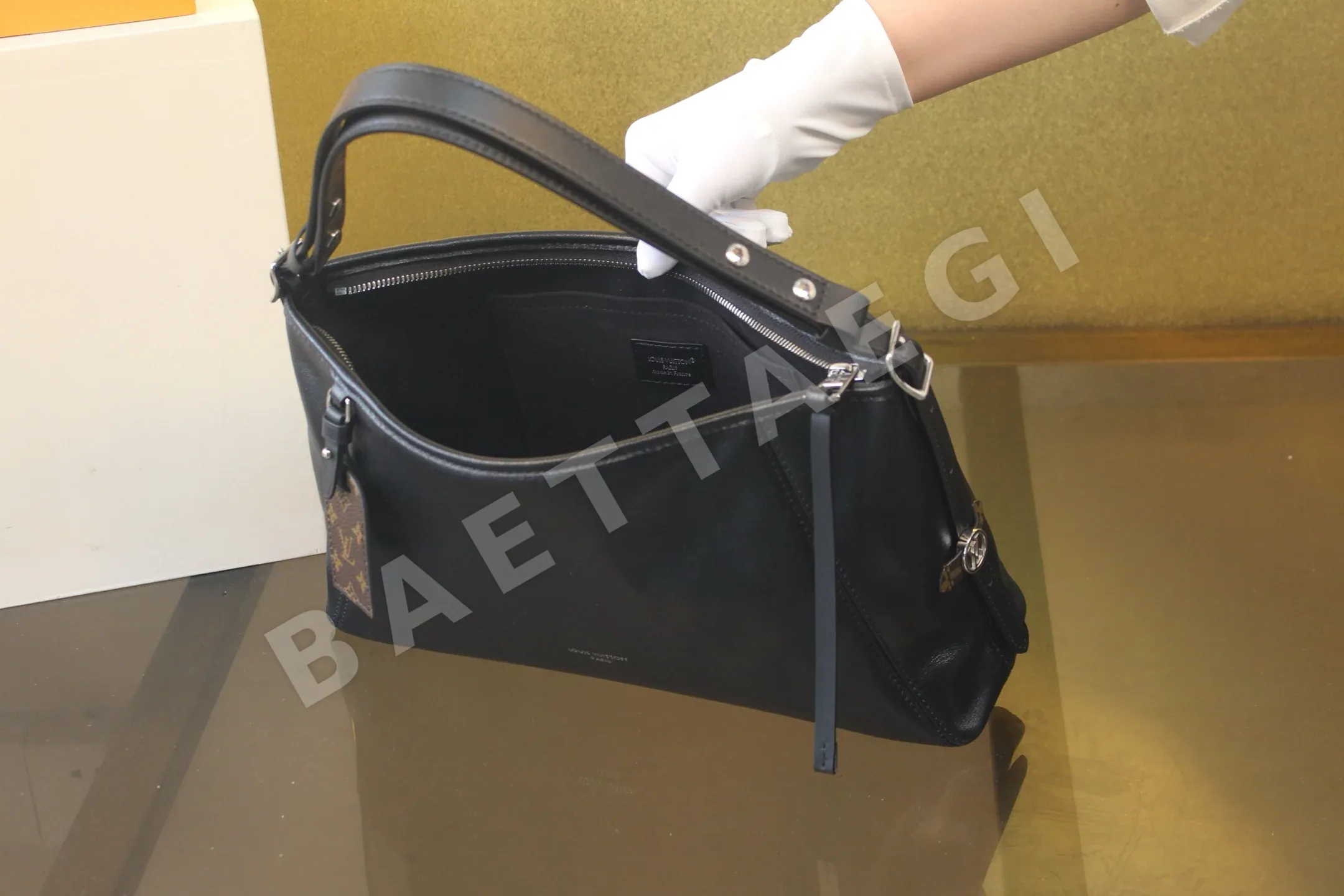 루이비통 캐리올 이스트웨스트 가방 M28160 상세 이미지 8
