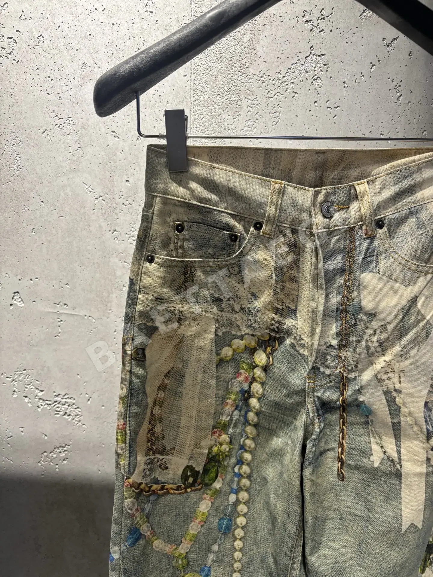 발렌시아가 남성 바지 상세 이미지 3