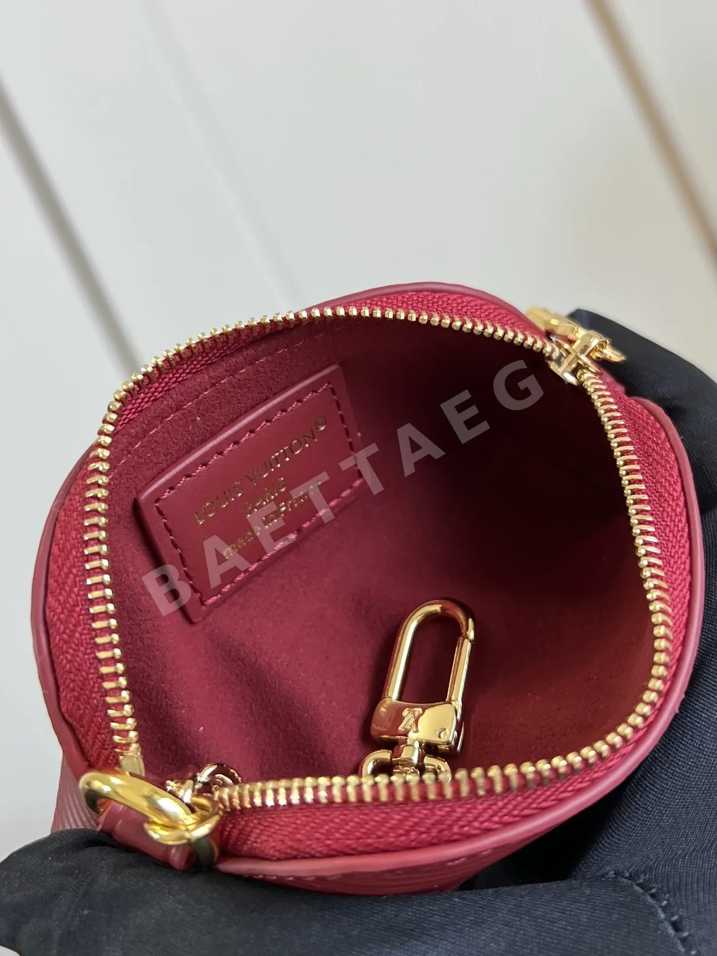 루이비통 버건디 미니 메이크업 파우치 M25685 상세 이미지 8