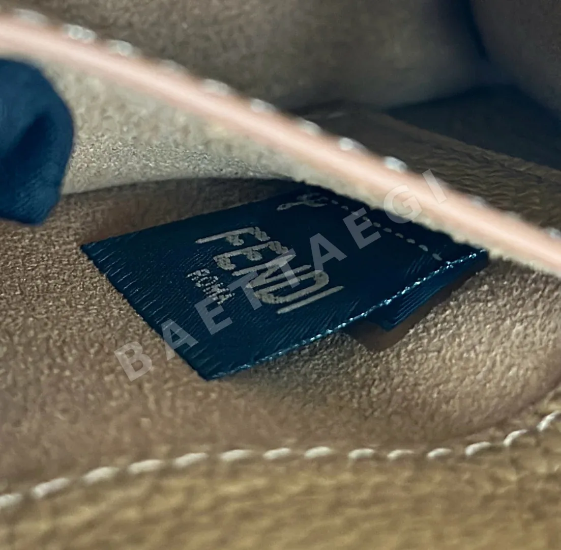 펜디 아이 시 유 페티트 송아지가죽 미니 가방 8671AS 상세 이미지 7
