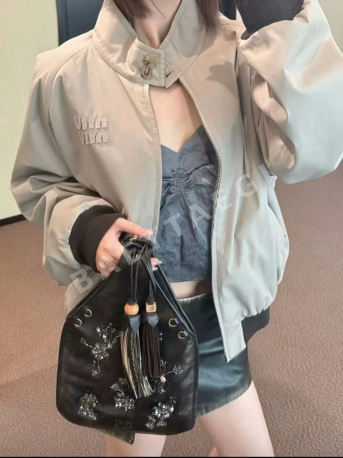 미우미우 양면 하운드투스 여성 자켓 101523