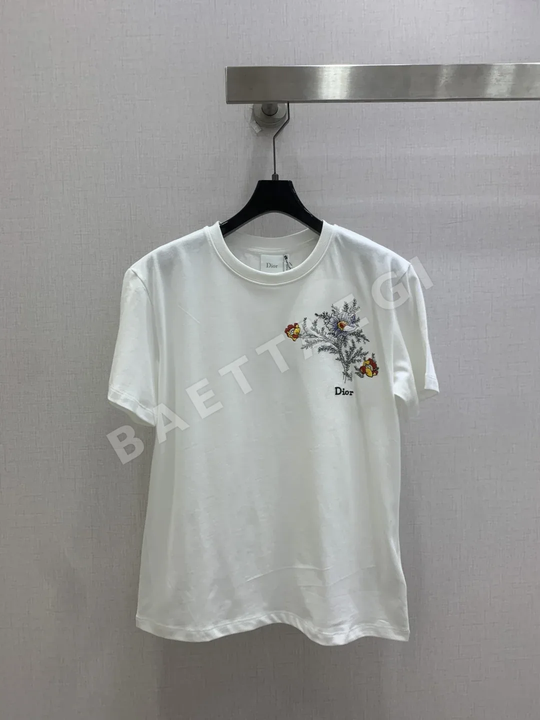 디올 여성 반팔 92679