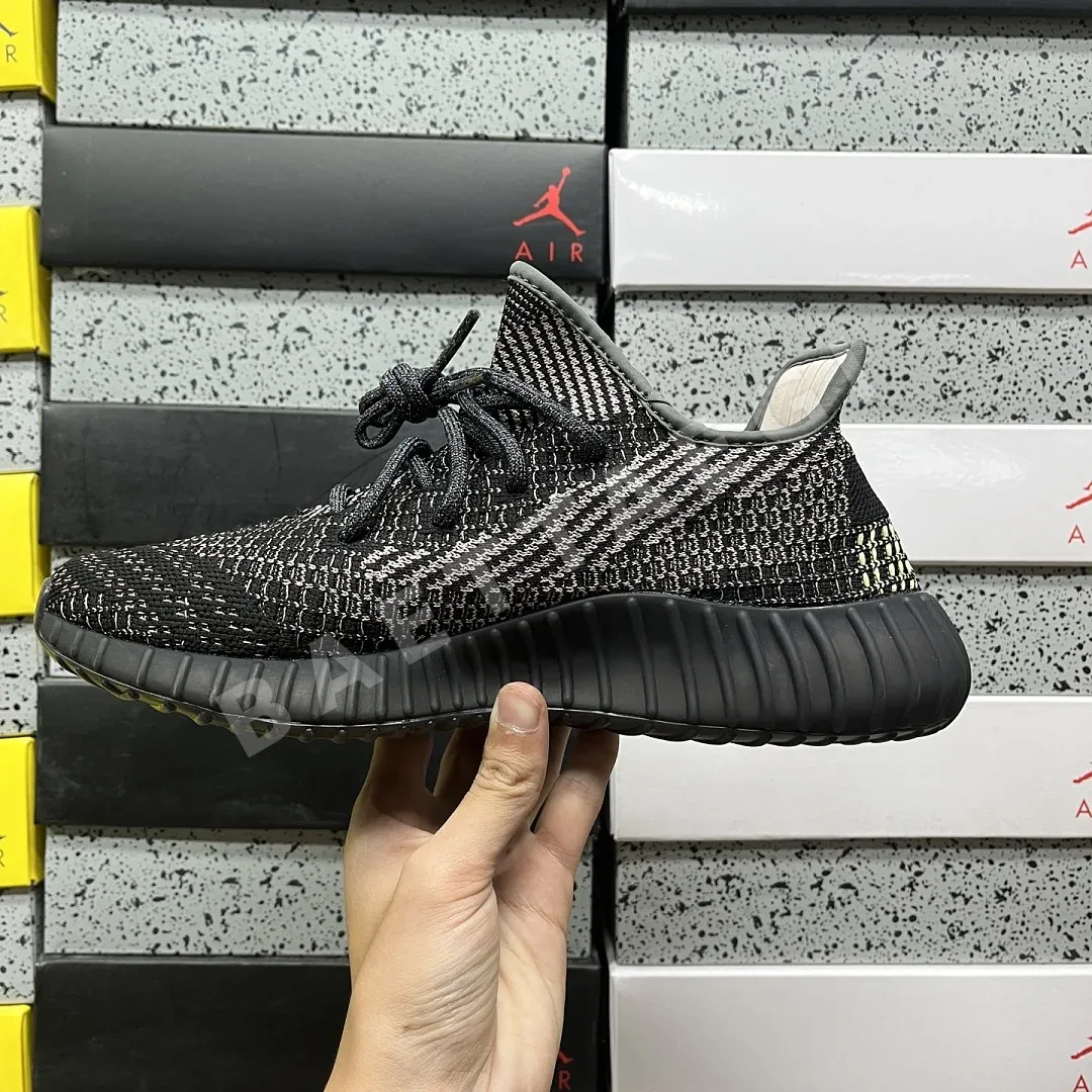 아디다스 [XQ] 이지 부스트 350 V2 FX4145 200759 Adidas Yeezy Boost 350 V2 Yecheil 상세 이미지 5