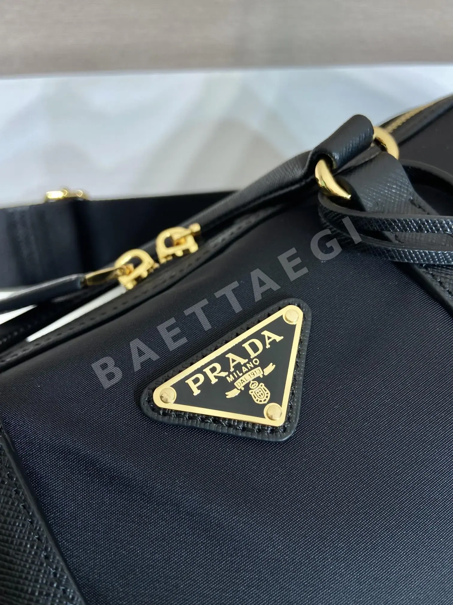 프라다 리사이클 나일론 토트백 1BB233 상세 이미지 7