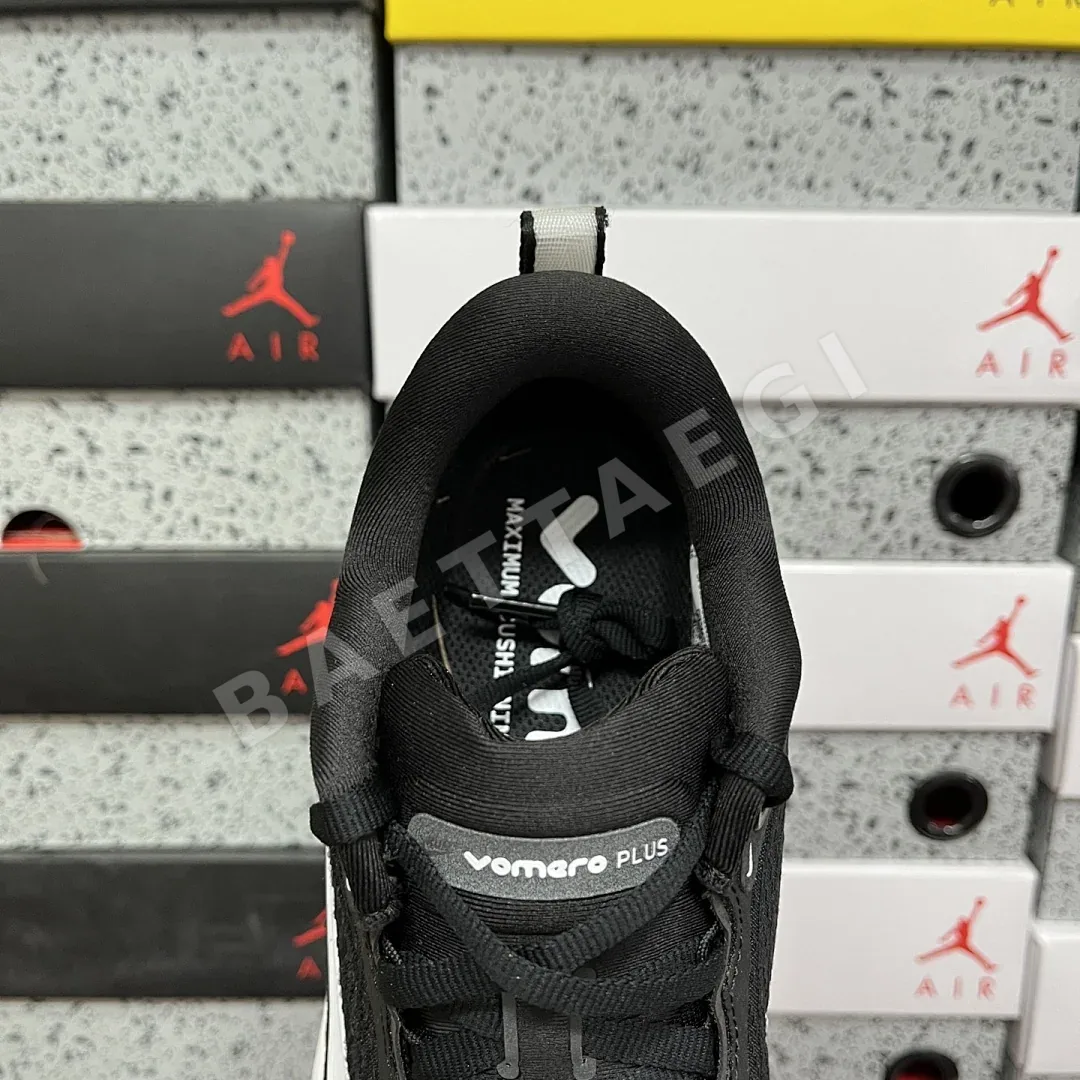 나이키 줌 보메로 18 IH3251-001 201117 Nike Zoom Vomero 18 상세 이미지 5