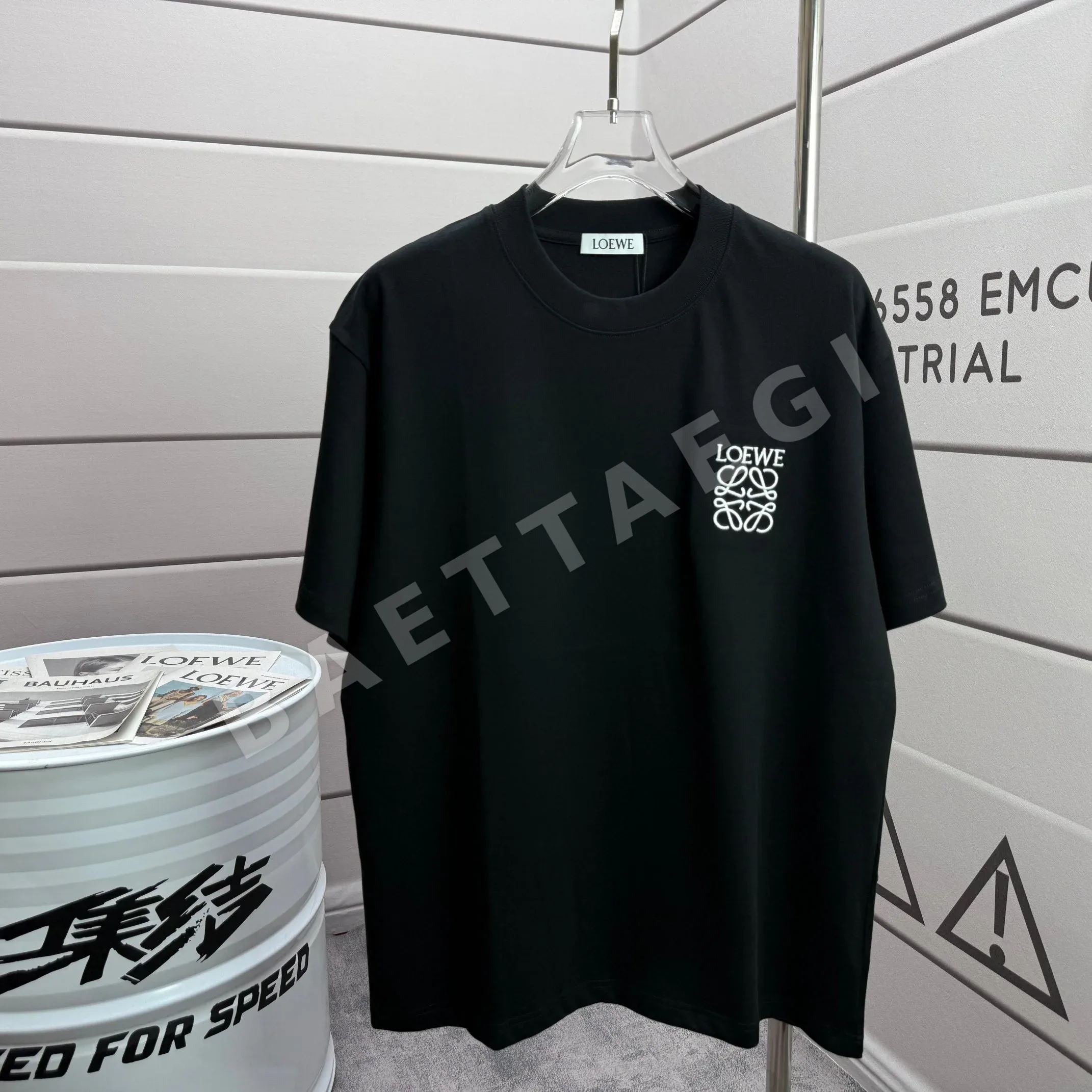 로에베 3D 자수 열전사 로고 코튼 반팔 티셔츠 52199
