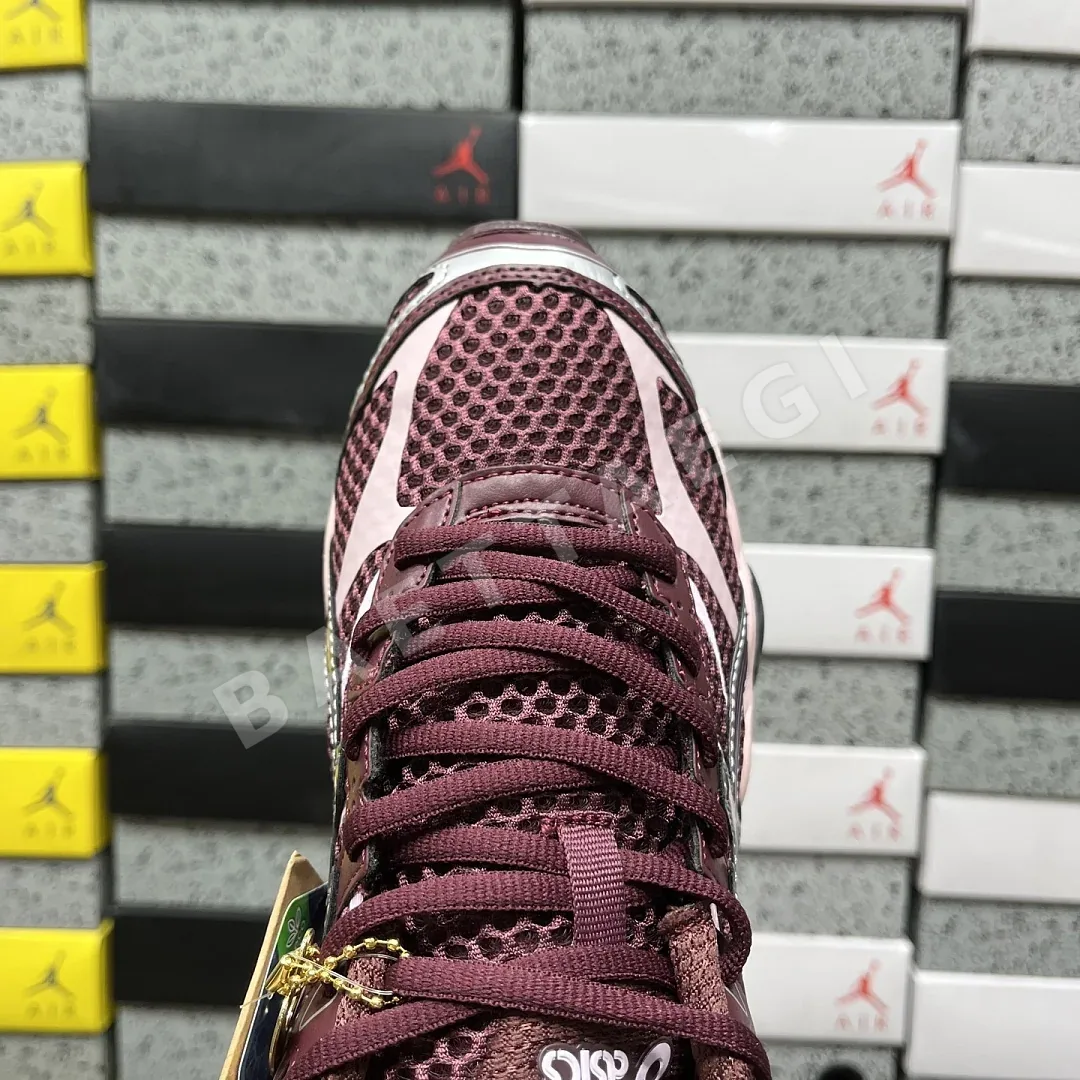 아식스 [WZ] 젤 큐뮬러스 16 1203A733-600 200404 Asics Gel-Cumulus 16 Burgundy Pink 상세 이미지 3