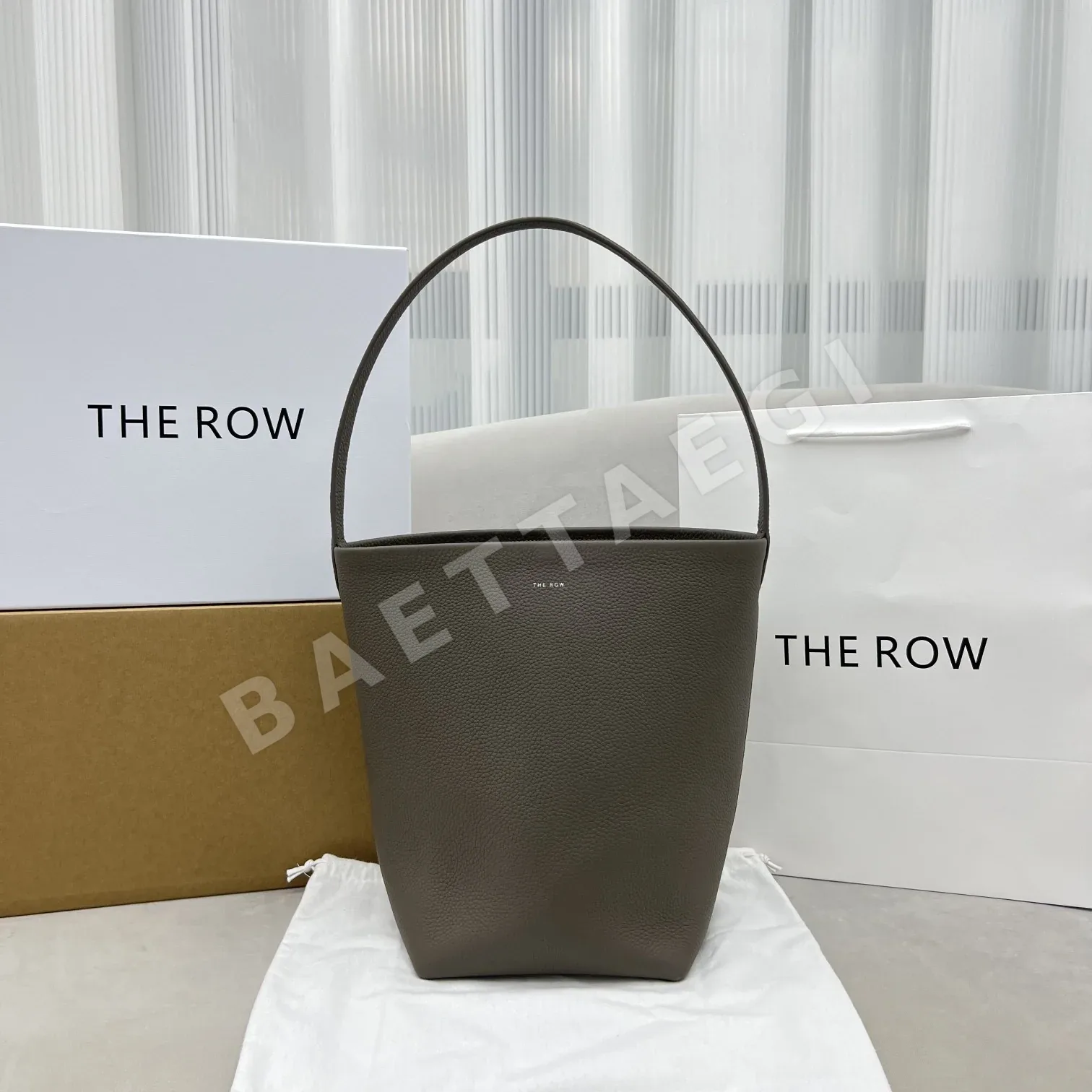 더로우 미디엄 파크 토트백 128686