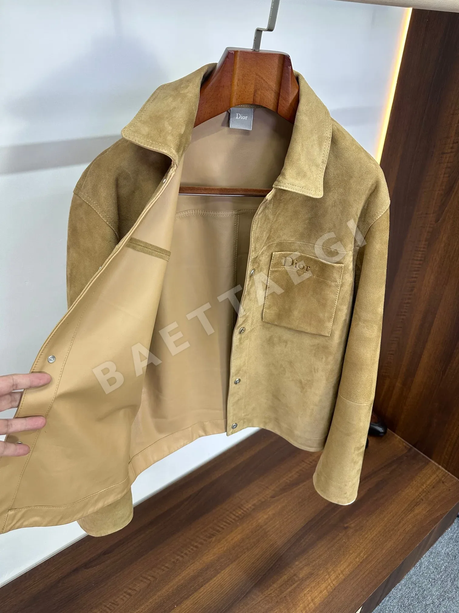 디올 카키 스웨이드 램스킨 남성 자켓 상세 이미지 3