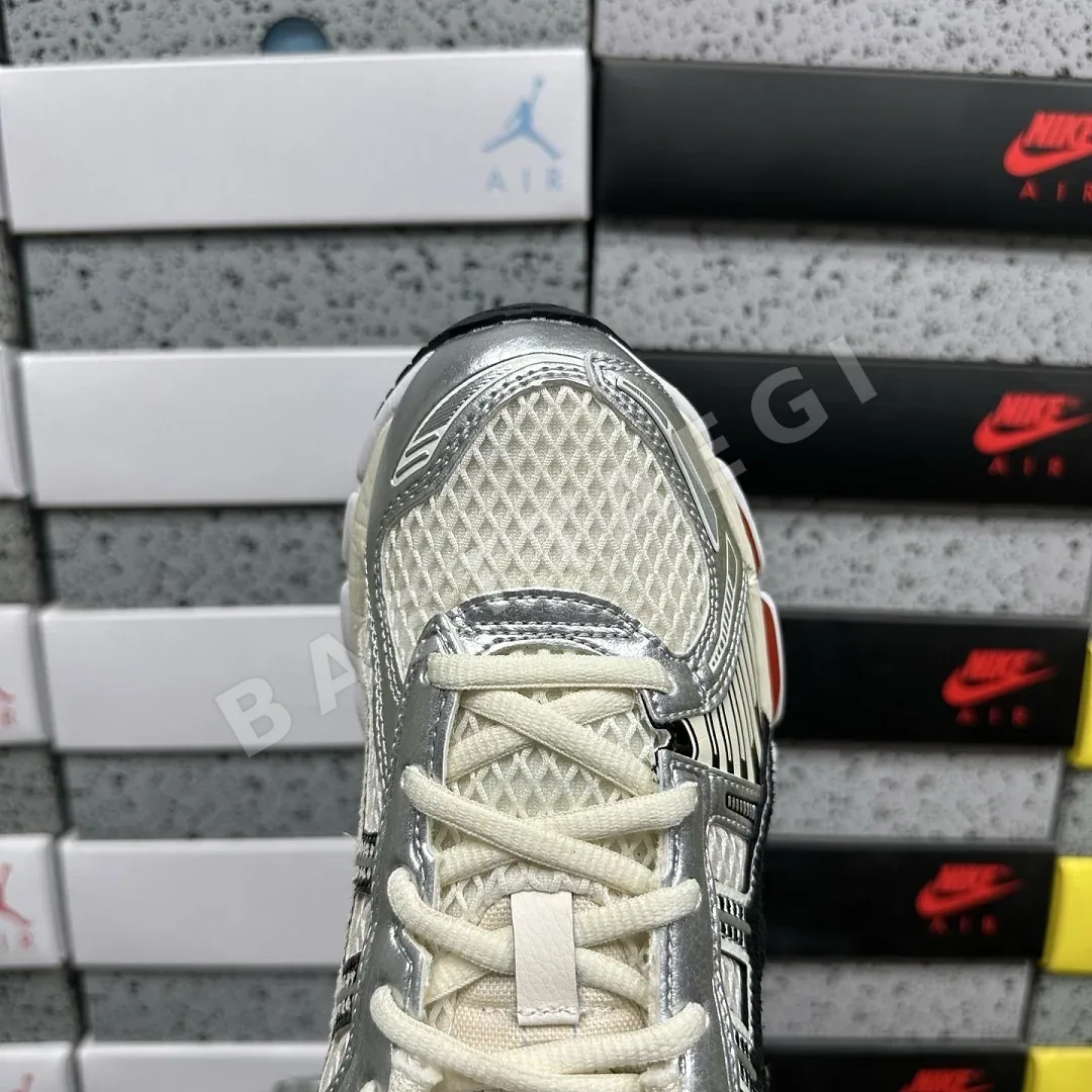 아식스 [ZC] 젤 카야노 12.1 1203B103-100 200478 Asics Gel-Kayano 12.1 Lapstone & Hammer 상세 이미지 3