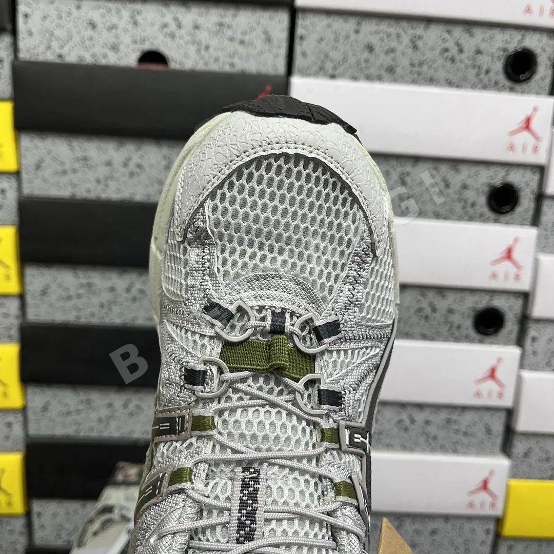 아식스 [XY] 젤 카하나 8 1012B634-020 200352 Asics Gel-Kahana 8 상세 이미지 9