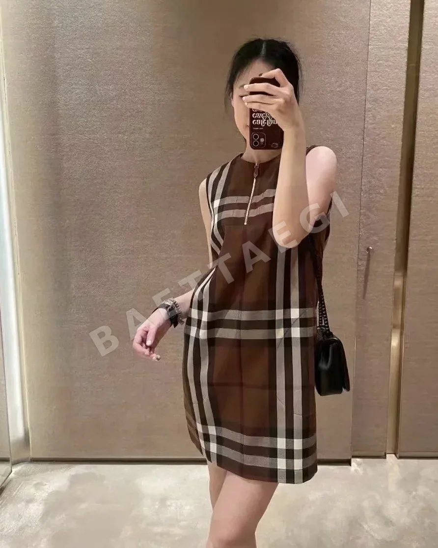 버버리 빈티지 체크 코튼 노슬리브 원피스 상세 이미지 5
