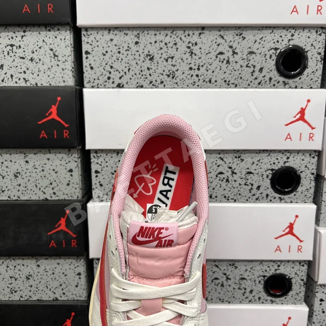 나이키 [FK] 조던 1 레트로 로우 OG SP IQ7604-101 201269 Nike Jordan 1 Retro Low OG SP 상세 이미지 5