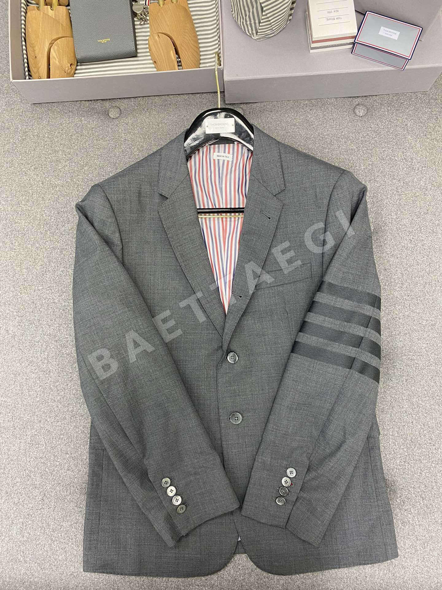 톰브라운 울 캐주얼 남성 자켓 상세 이미지 2