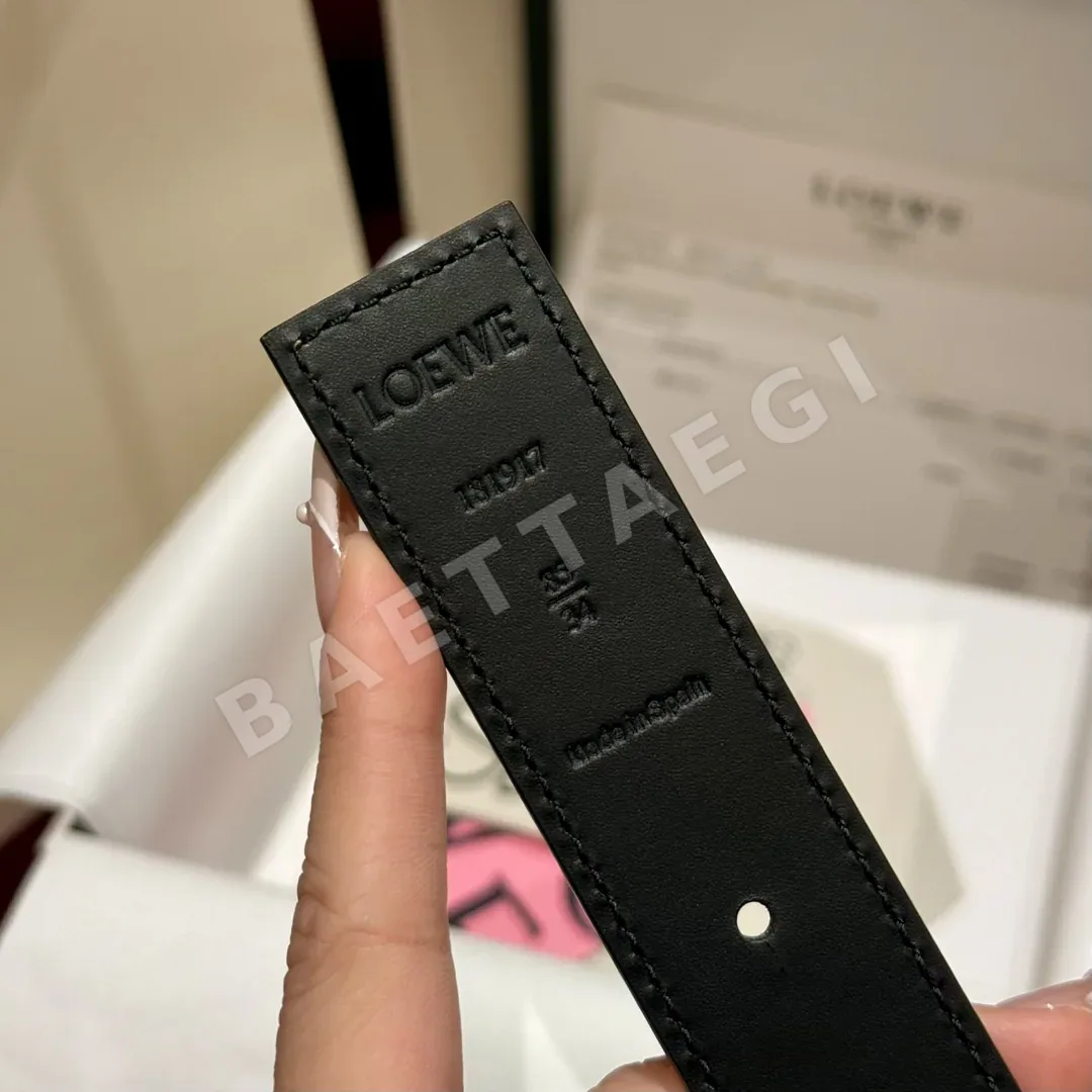 로에베 아나그램 버클 송아지가죽 리버시블 벨트 상세 이미지 9