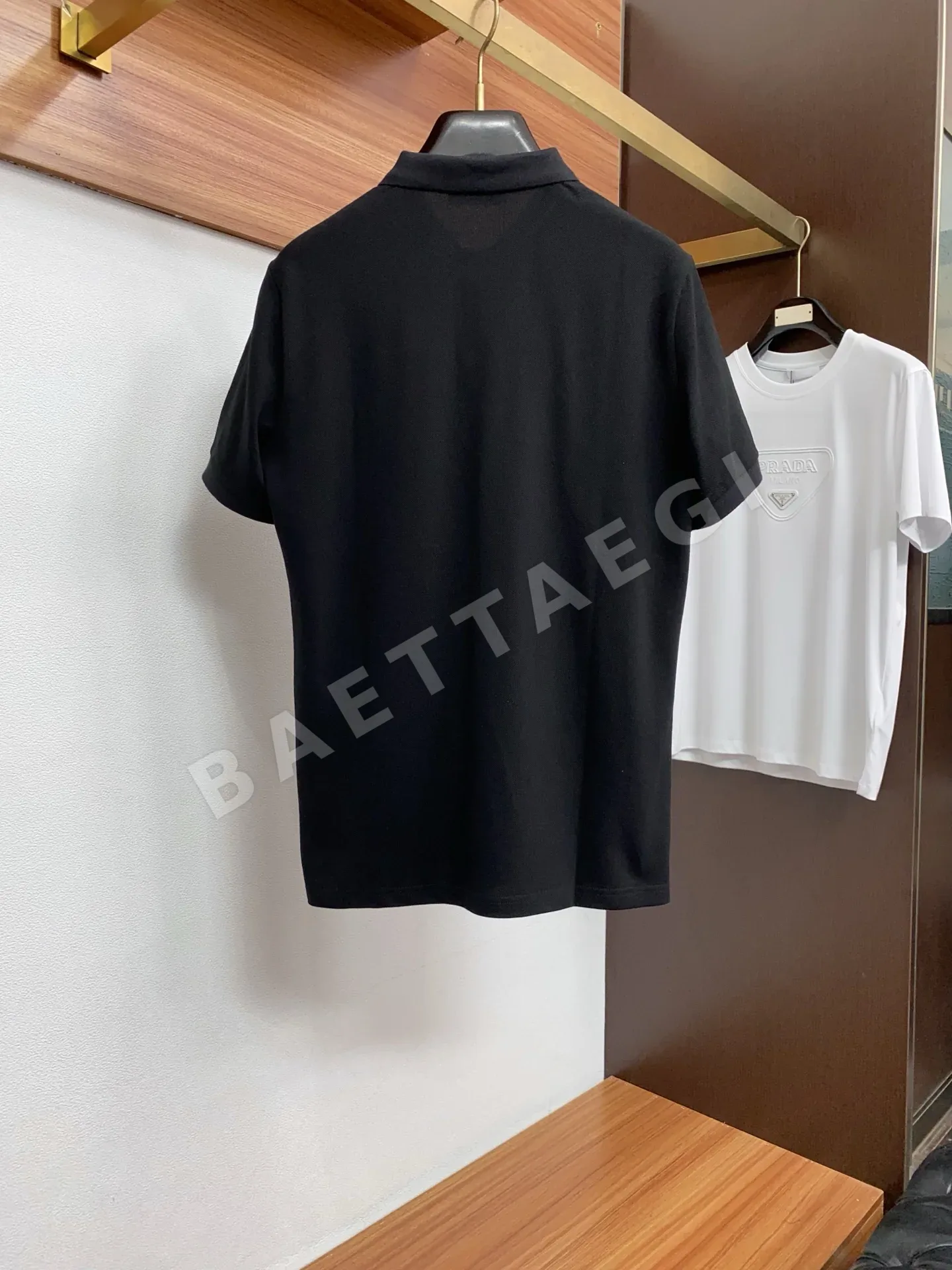 로에베 남성 피케 반팔 폴로셔츠 상세 이미지 10